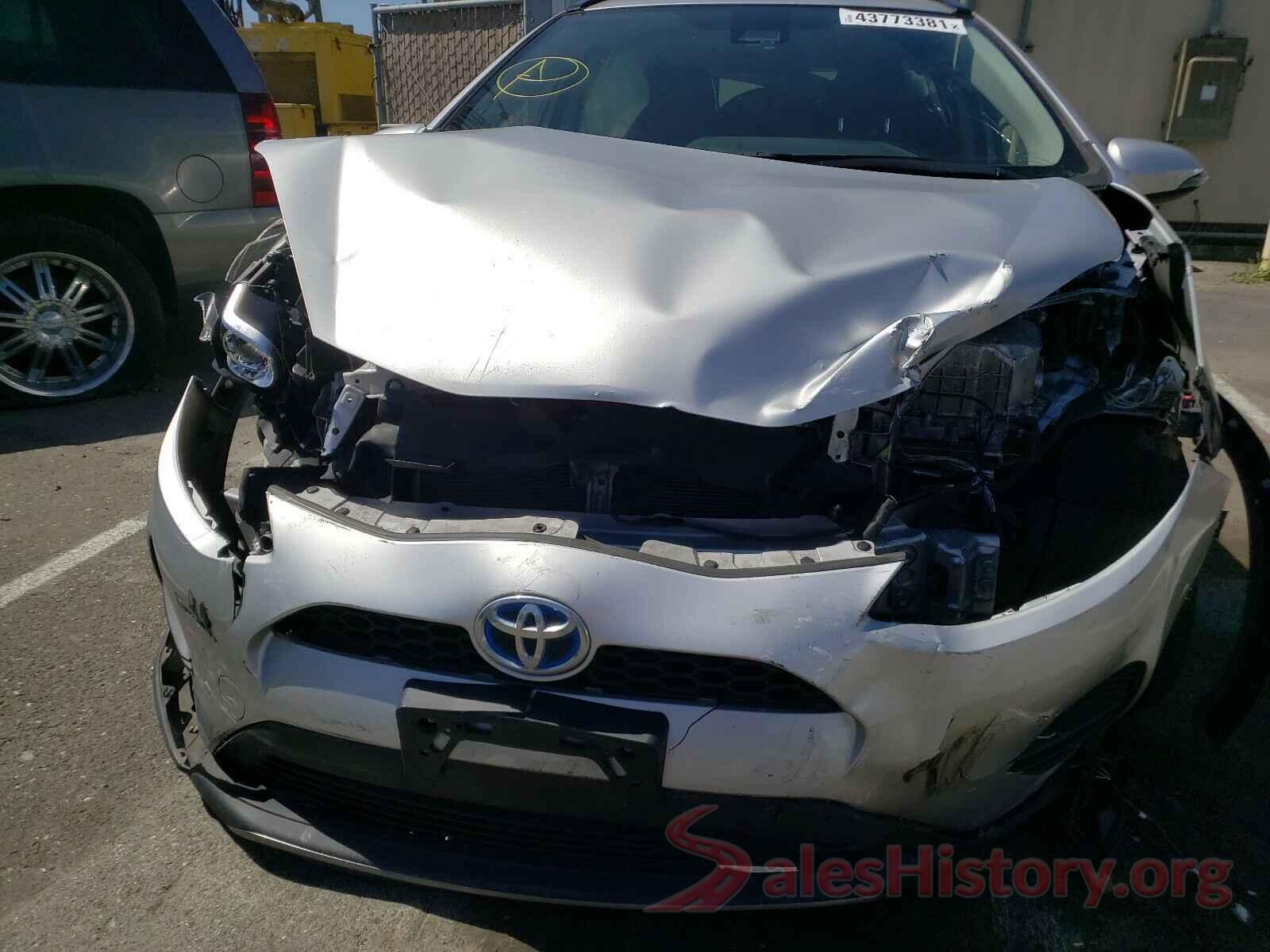 JTDKDTB35J1599723 2018 TOYOTA PRIUS