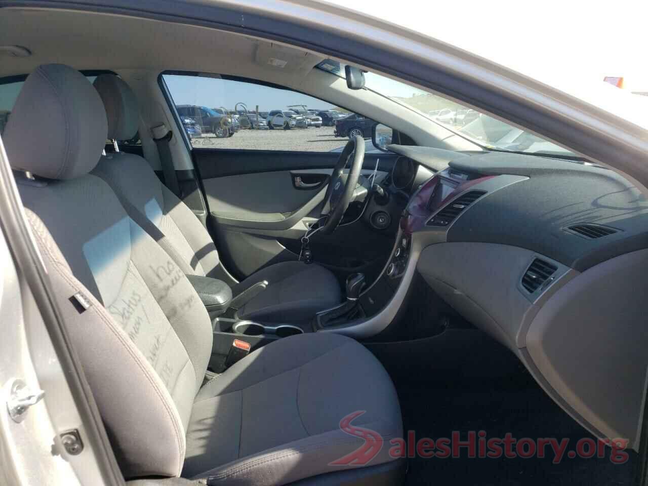 5NPDH4AE3GH765471 2016 HYUNDAI ELANTRA