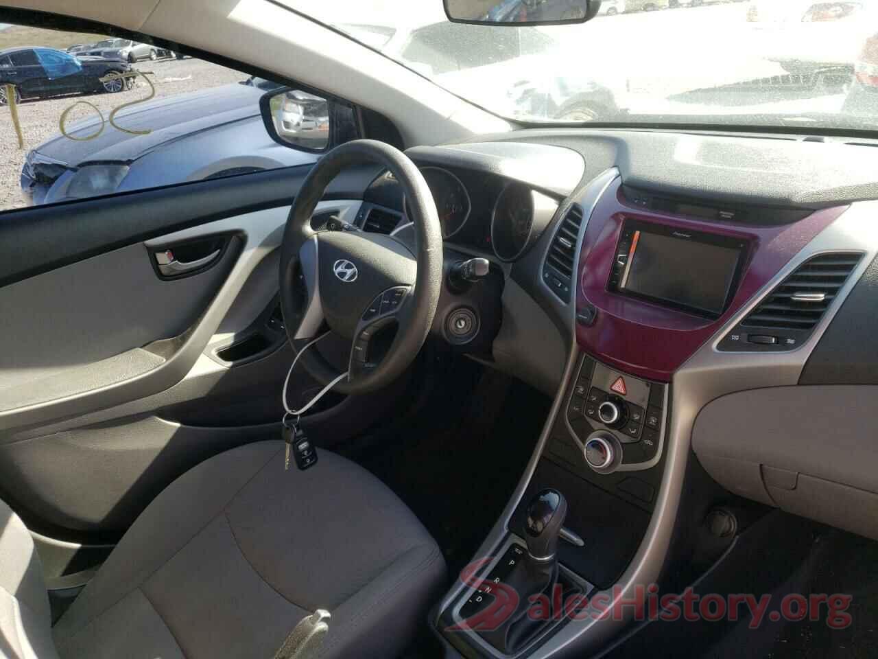 5NPDH4AE3GH765471 2016 HYUNDAI ELANTRA