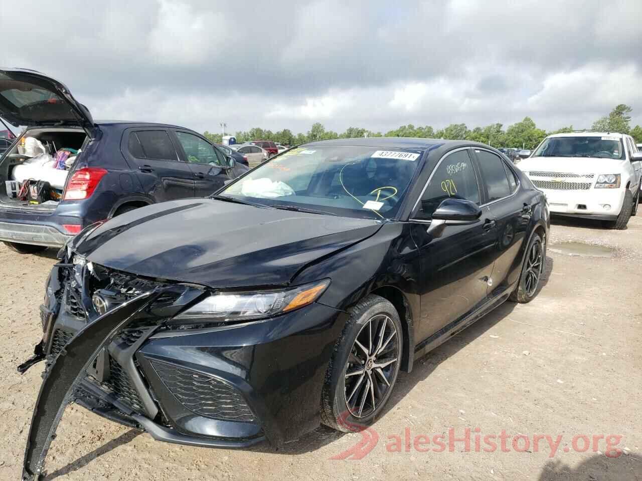 4T1G11AK5MU516589 2021 TOYOTA CAMRY