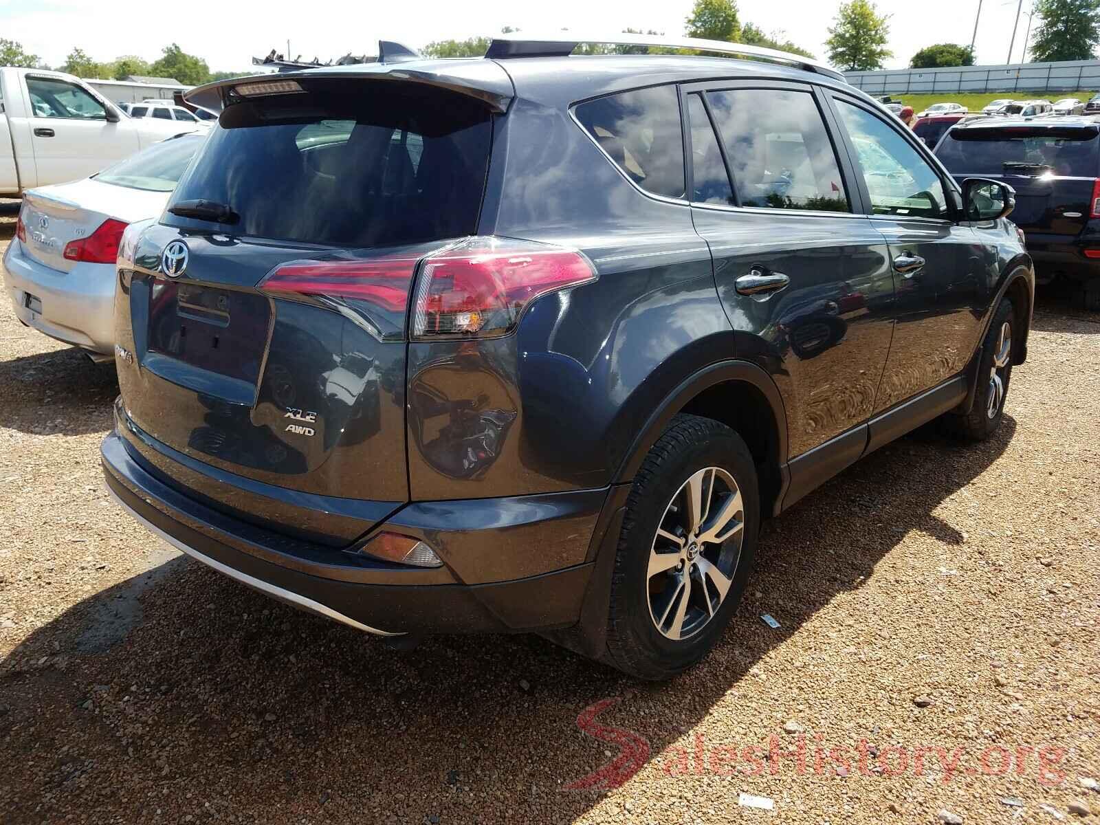 JTMRFREV8GJ099783 2016 TOYOTA RAV4