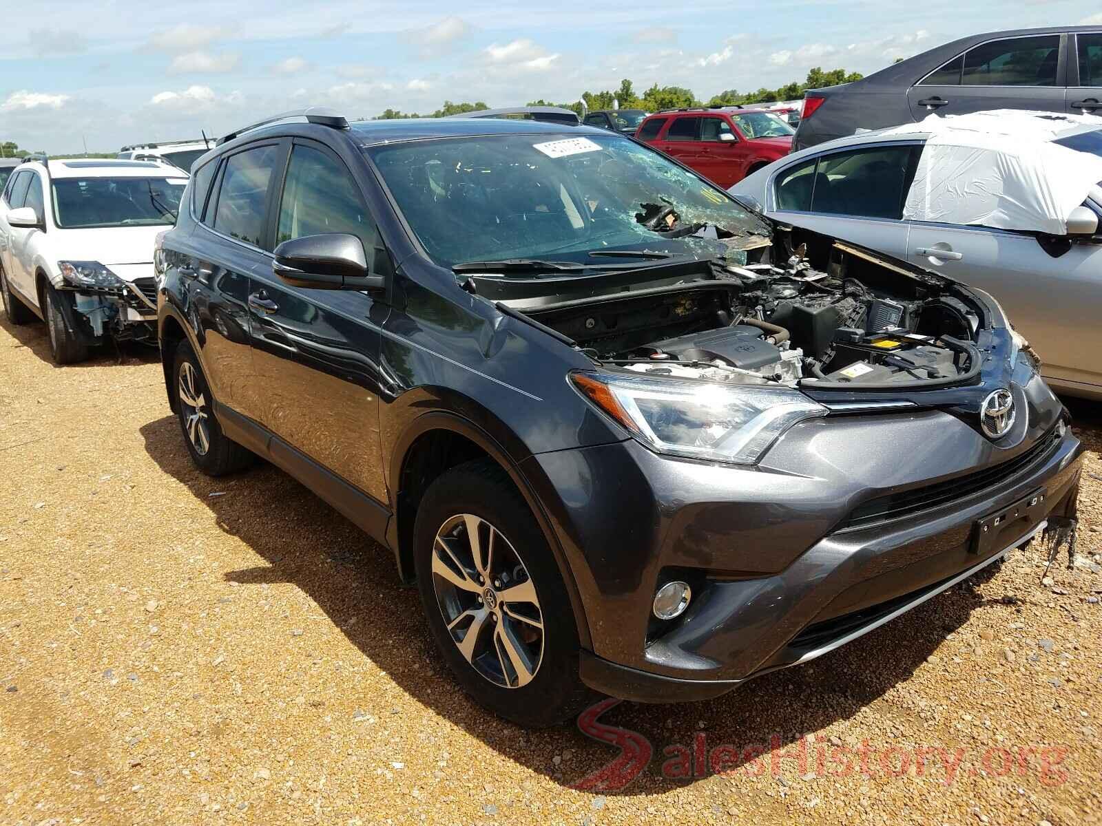 JTMRFREV8GJ099783 2016 TOYOTA RAV4