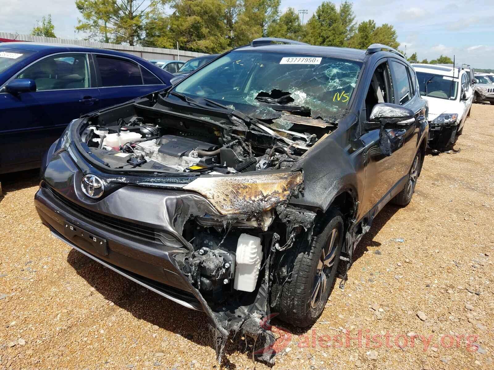 JTMRFREV8GJ099783 2016 TOYOTA RAV4