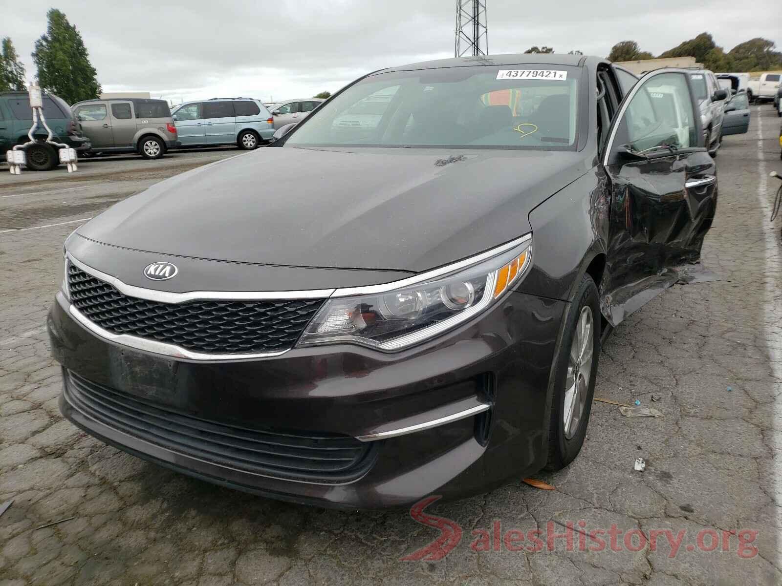 KNAGT4L3XJ5238944 2018 KIA OPTIMA