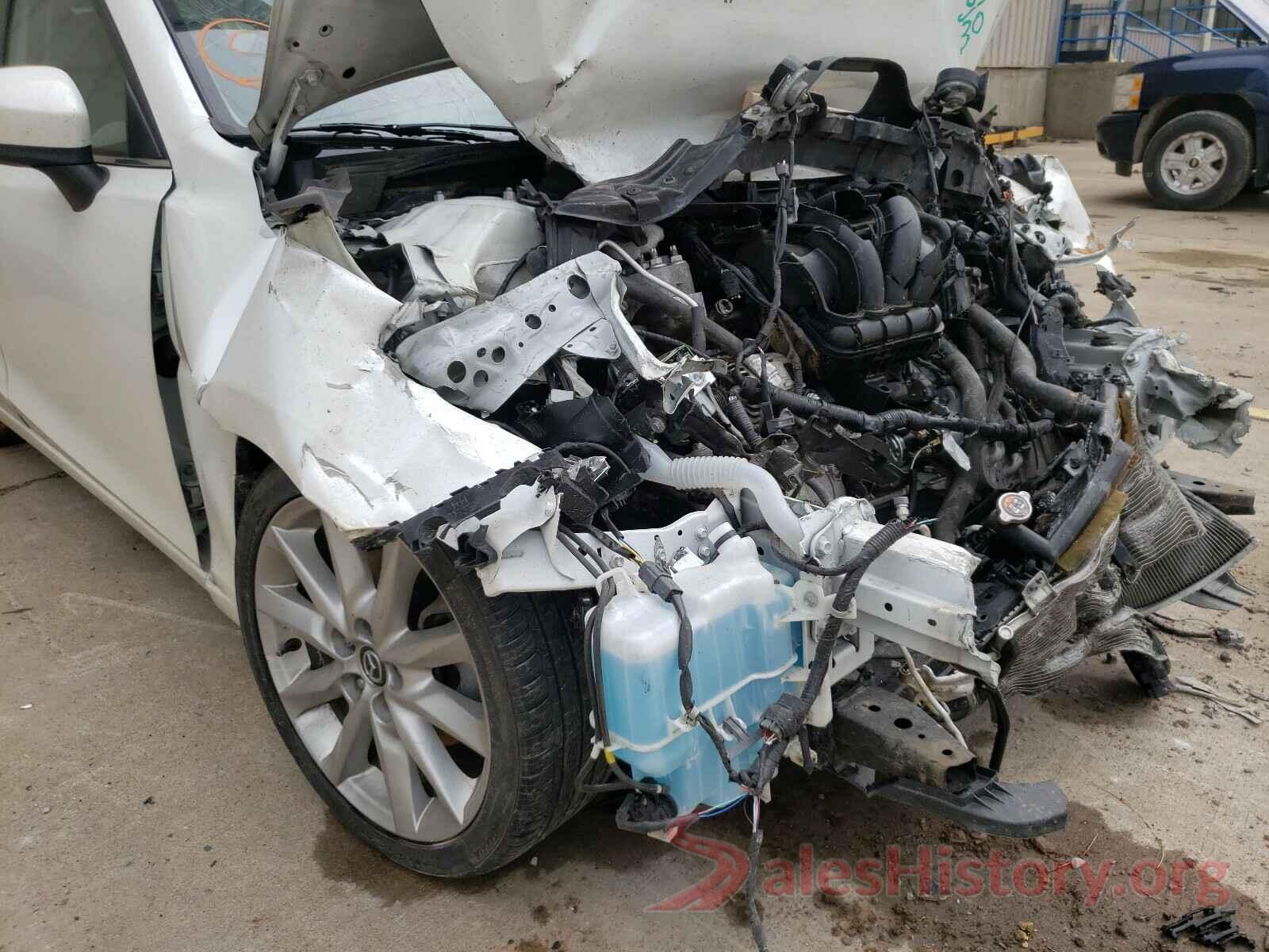 JM1BN1M35H1128096 2017 MAZDA 3