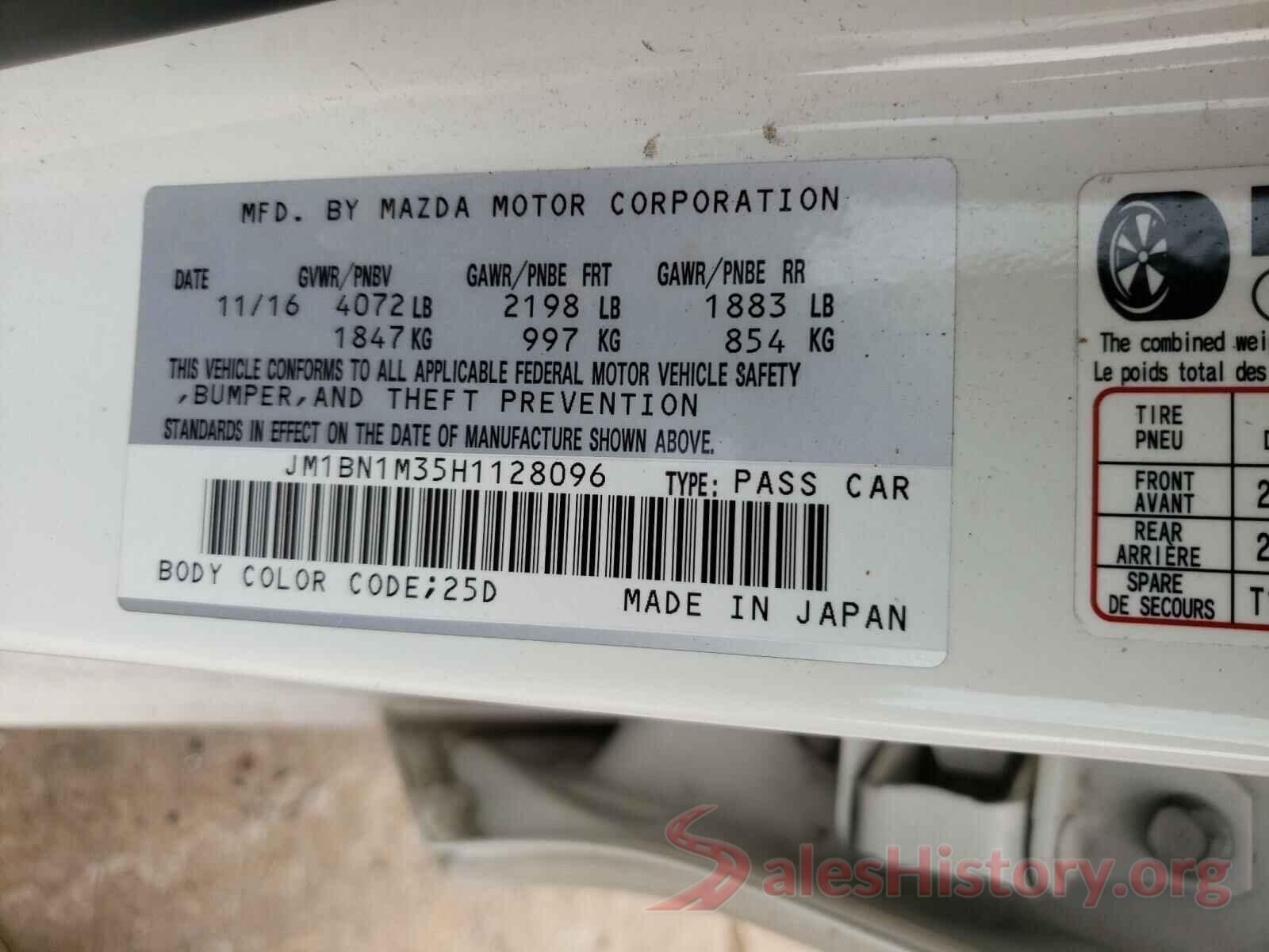 JM1BN1M35H1128096 2017 MAZDA 3