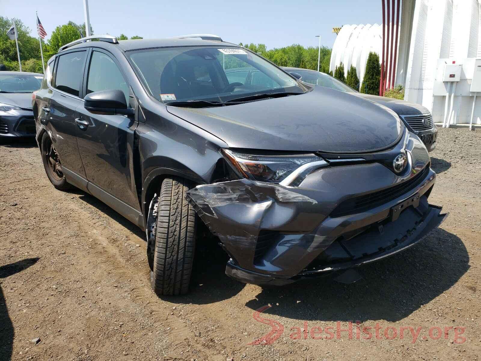 JTMBFREV9JJ728072 2018 TOYOTA RAV4