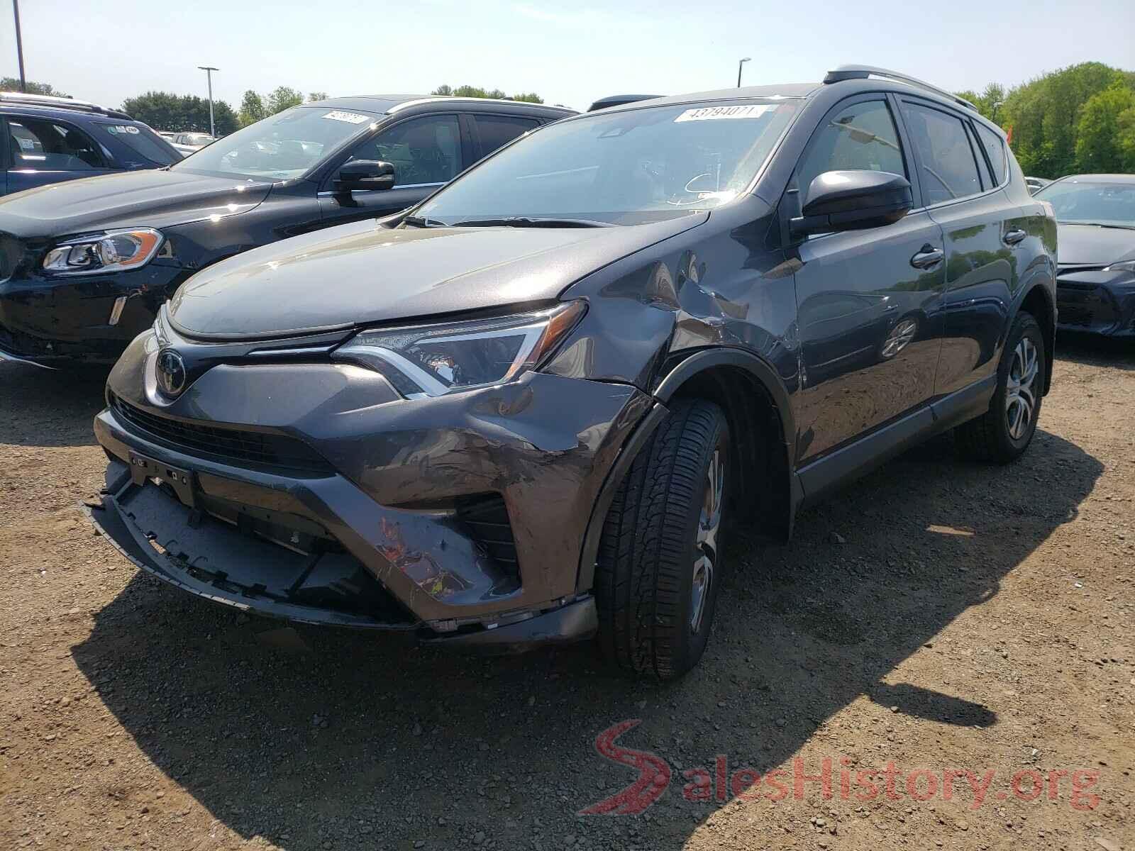 JTMBFREV9JJ728072 2018 TOYOTA RAV4