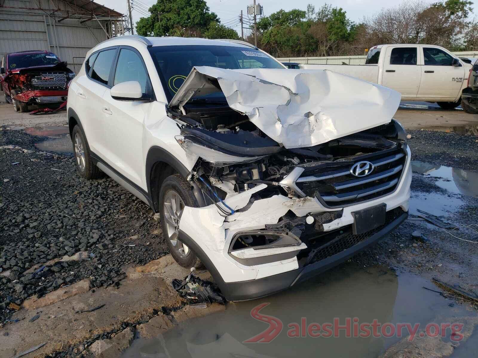 KM8J33A43JU723037 2018 HYUNDAI TUCSON