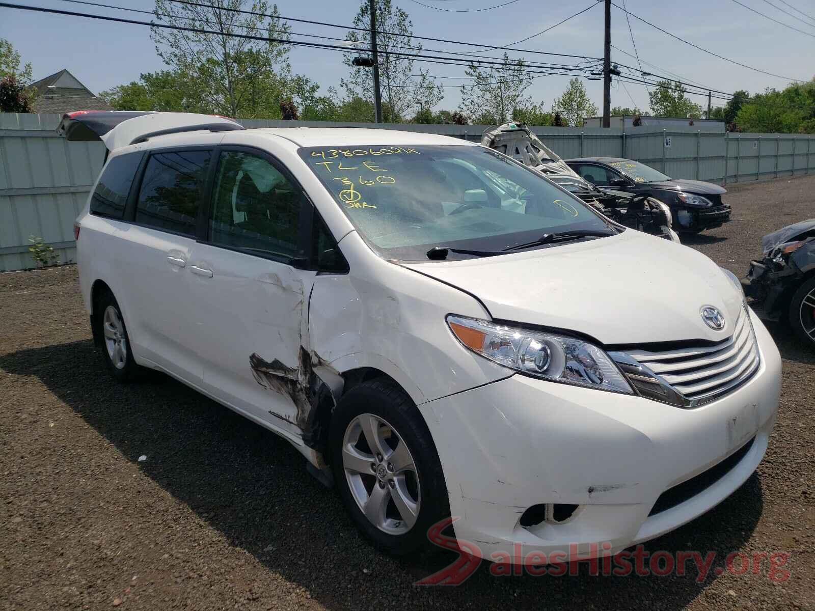 5TDKZ3DC1HS871194 2017 TOYOTA SIENNA