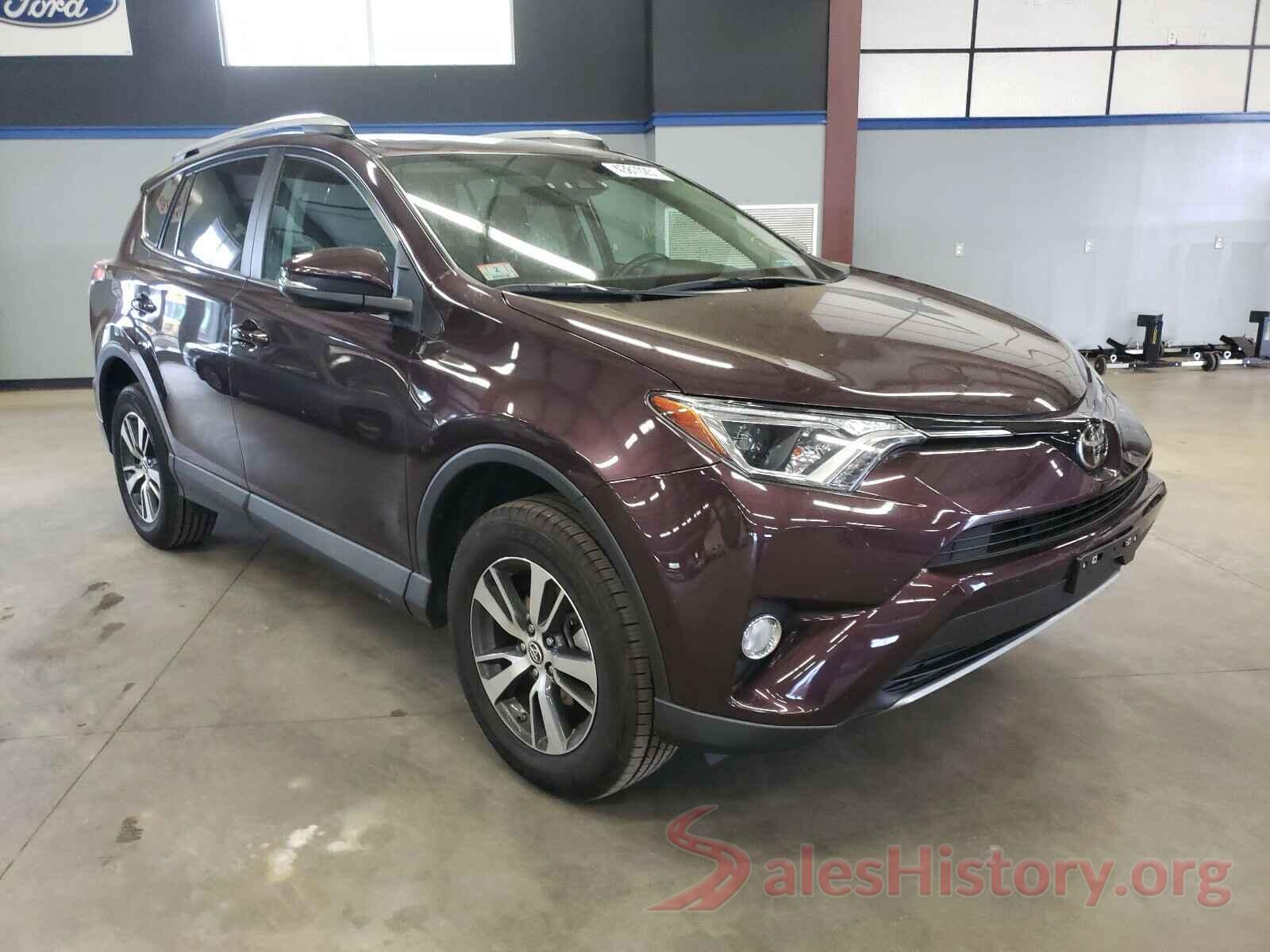 2T3RFREV7JW855760 2018 TOYOTA RAV4