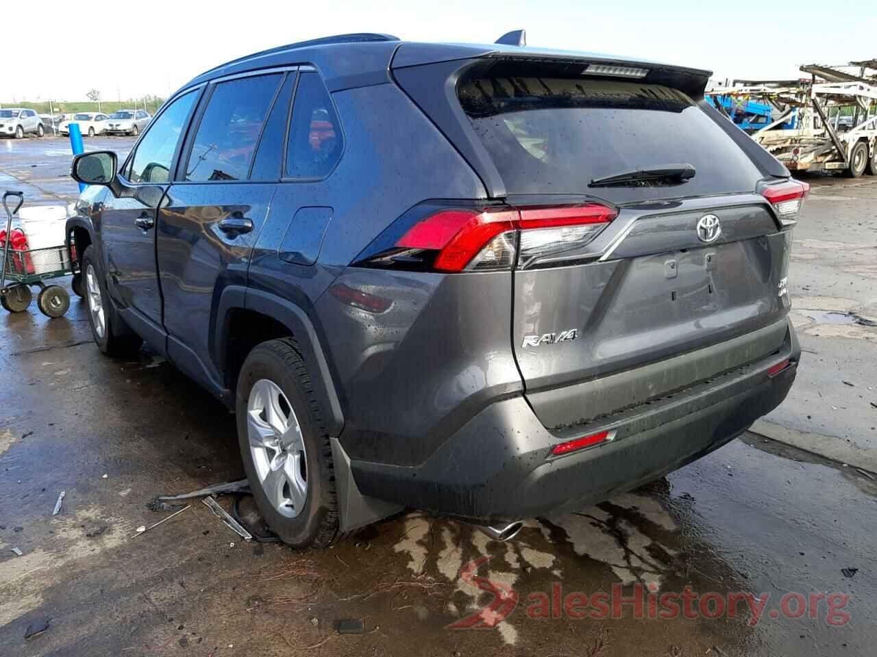 2T3P1RFV2MW226142 2021 TOYOTA RAV4