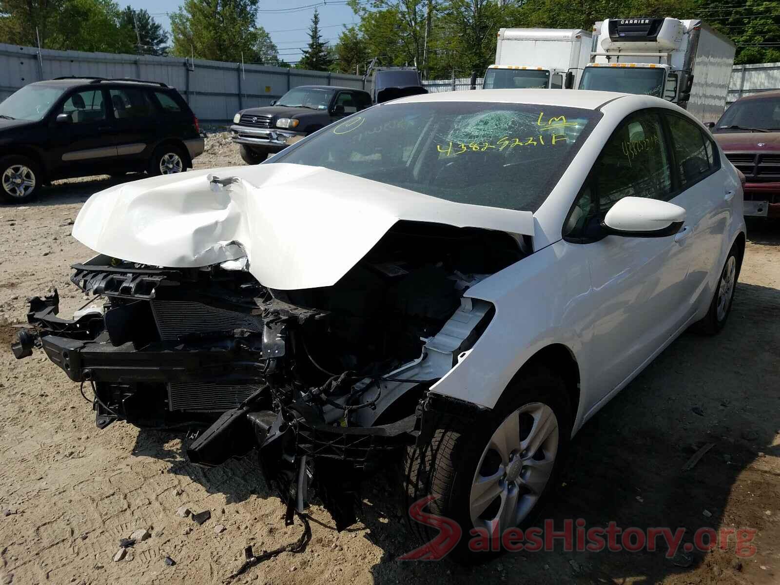 3KPFK4A76JE219805 2018 KIA FORTE