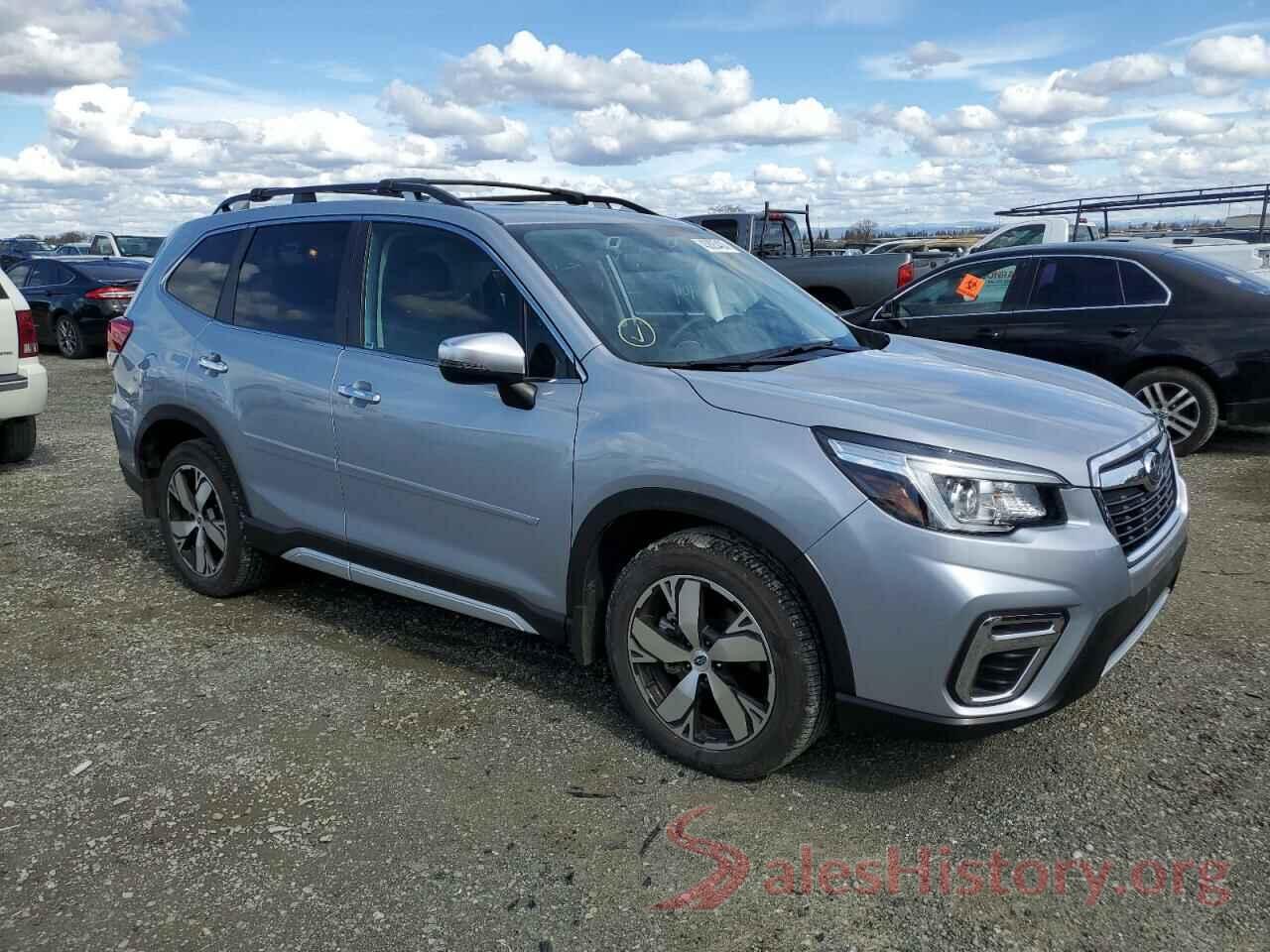 JF2SKAWC2KH555547 2019 SUBARU FORESTER