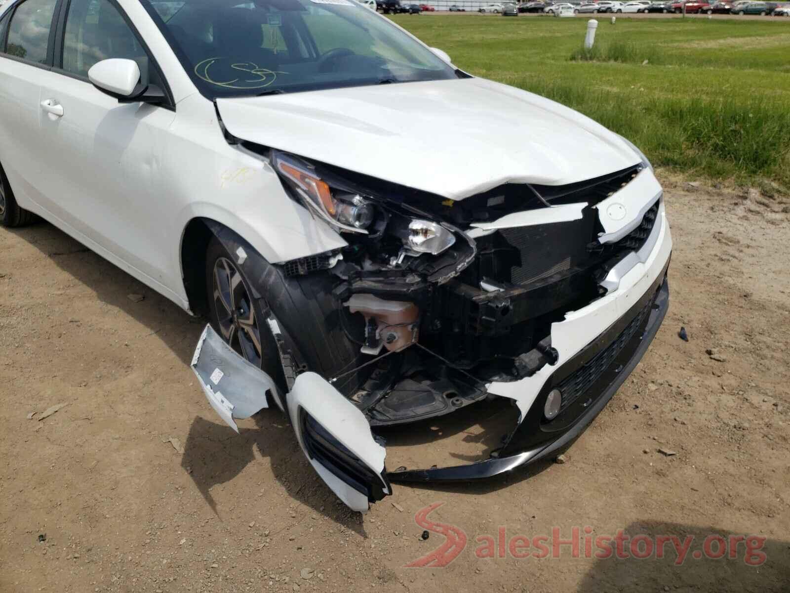 3KPF24AD8KE075990 2019 KIA FORTE