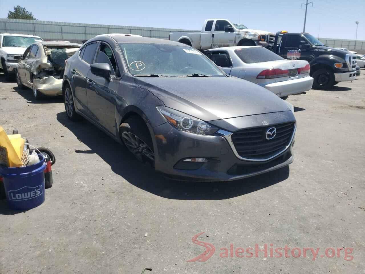 3MZBN1V31JM264178 2018 MAZDA 3