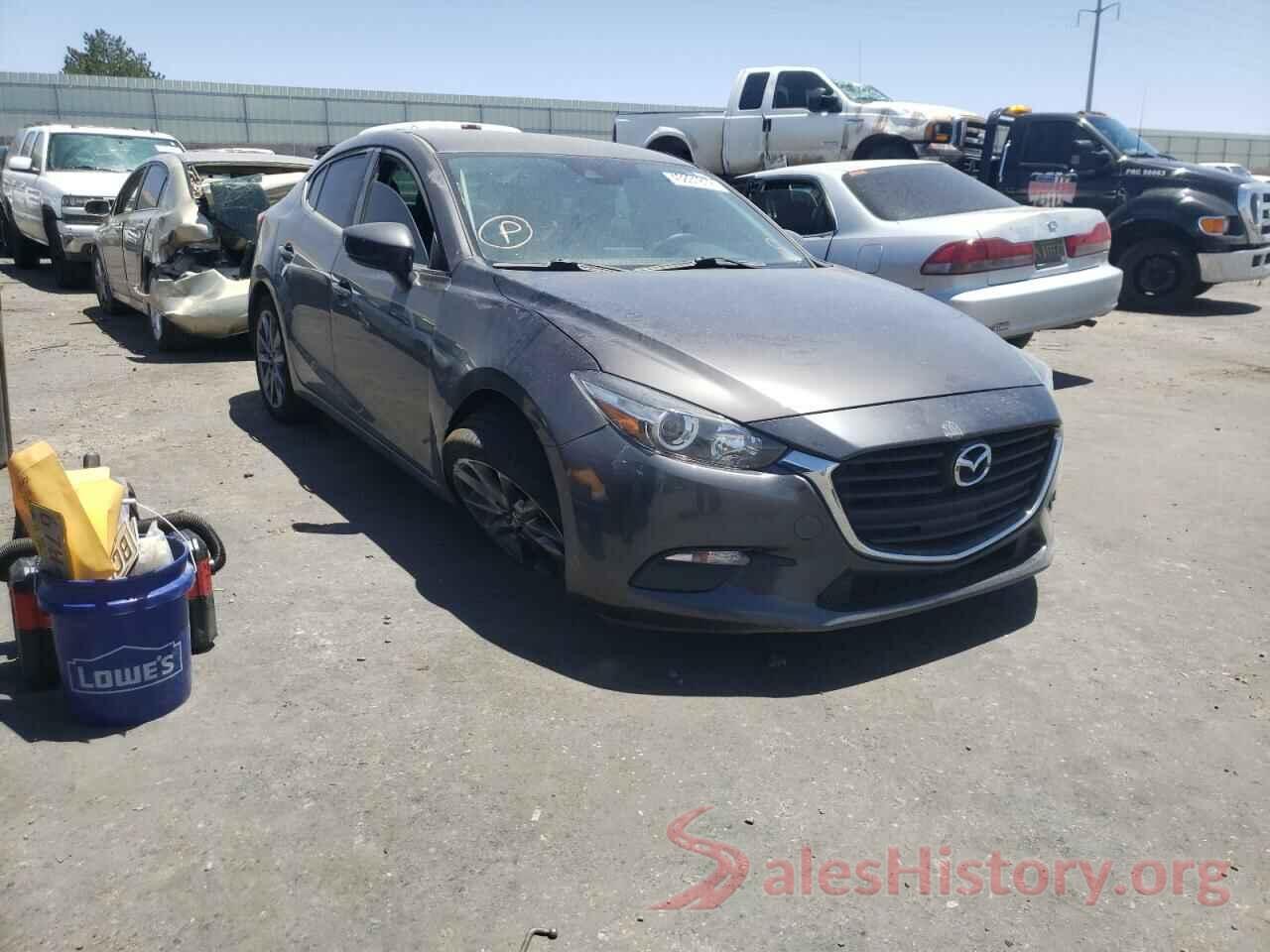 3MZBN1V31JM264178 2018 MAZDA 3