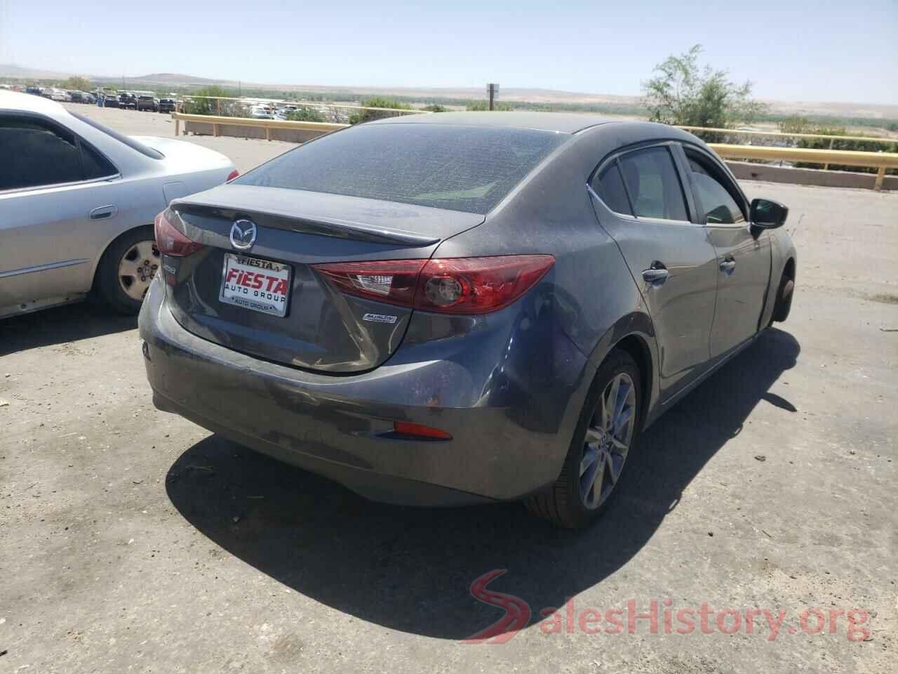 3MZBN1V31JM264178 2018 MAZDA 3