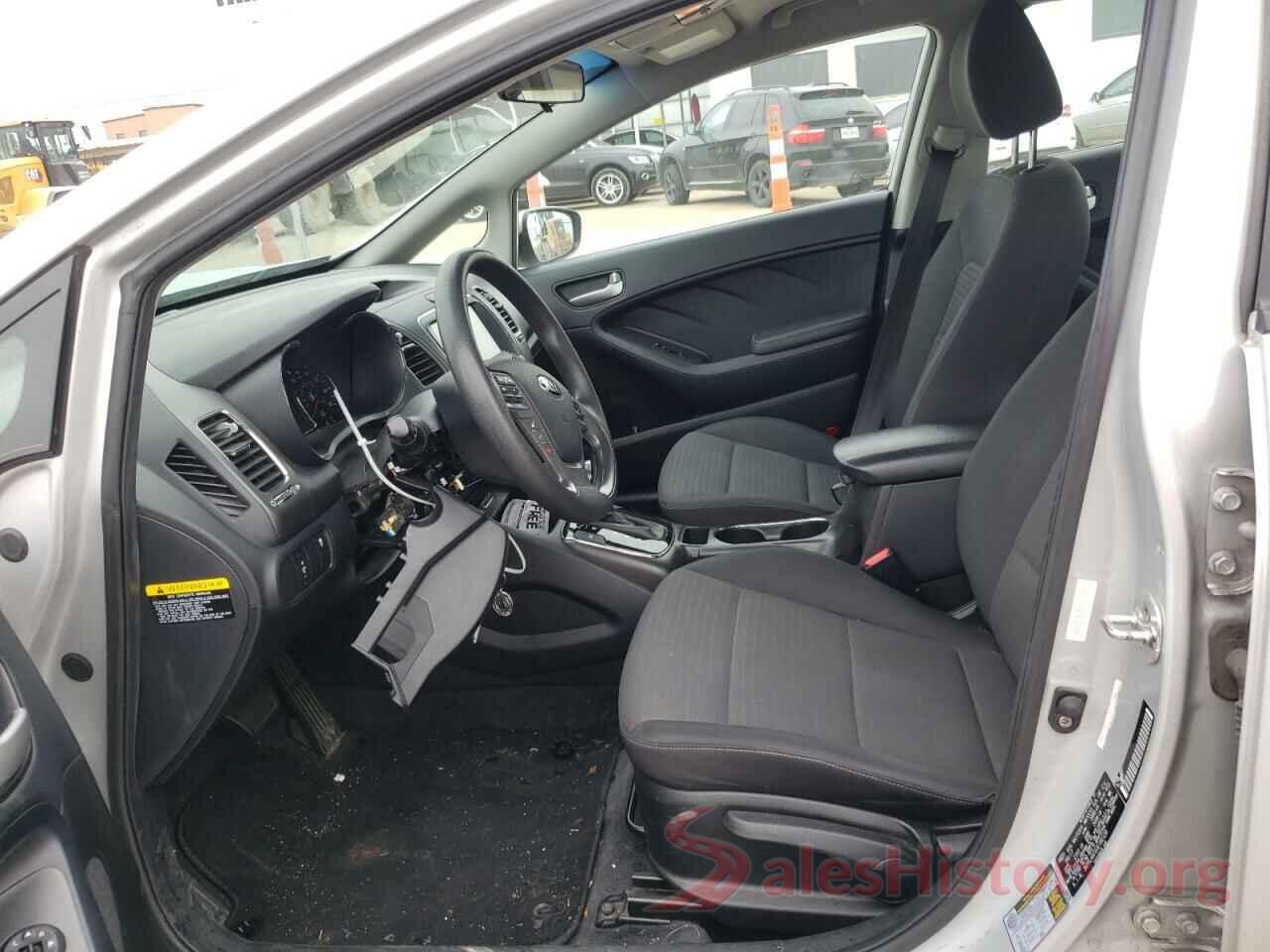 3KPFL4A72JE192129 2018 KIA FORTE