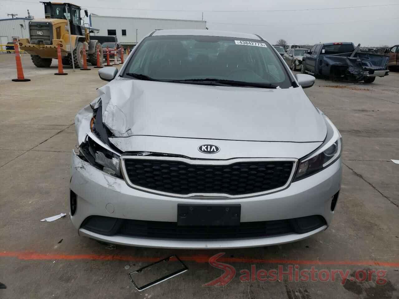 3KPFL4A72JE192129 2018 KIA FORTE