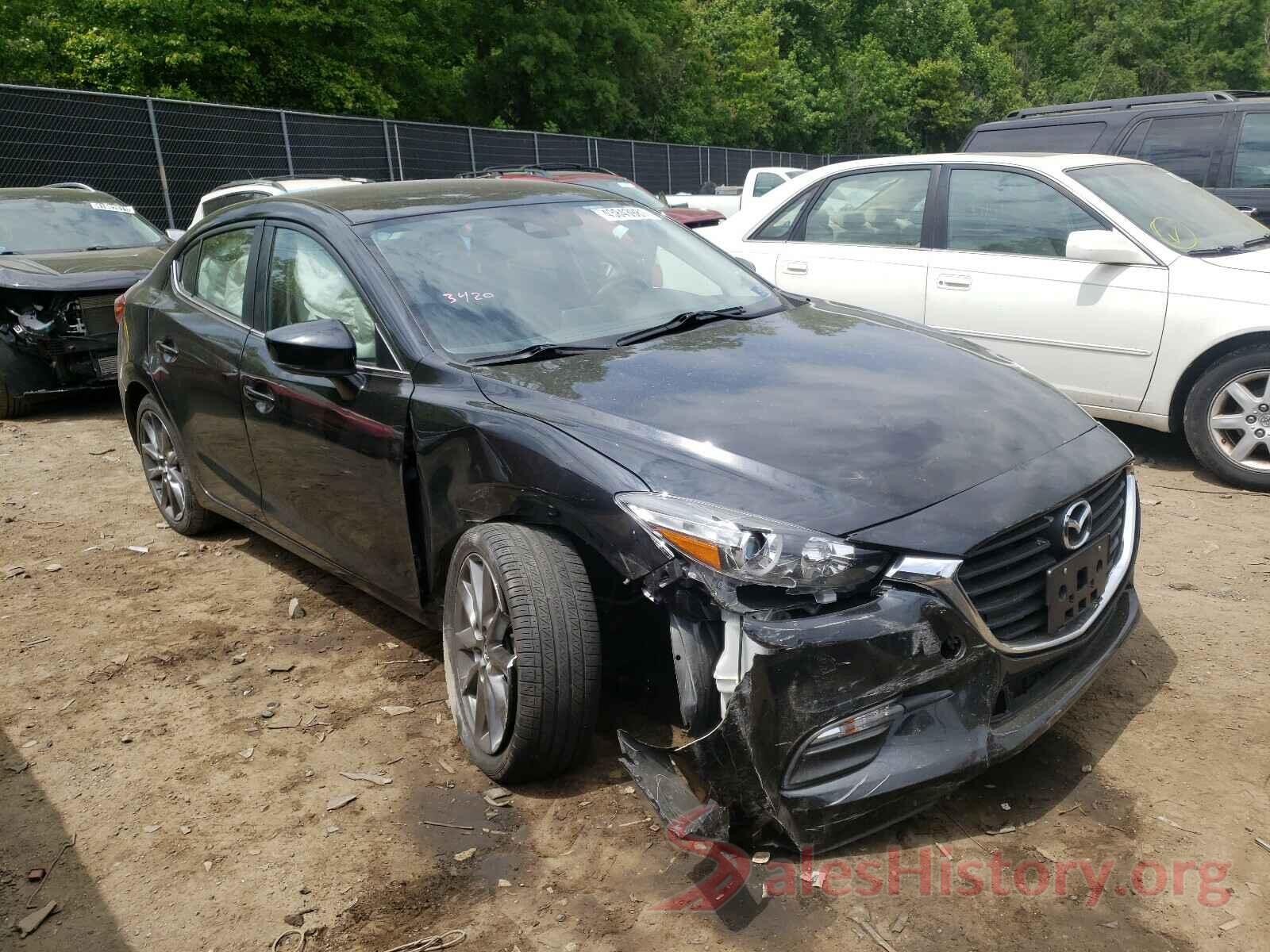 3MZBN1V39JM163695 2018 MAZDA 3