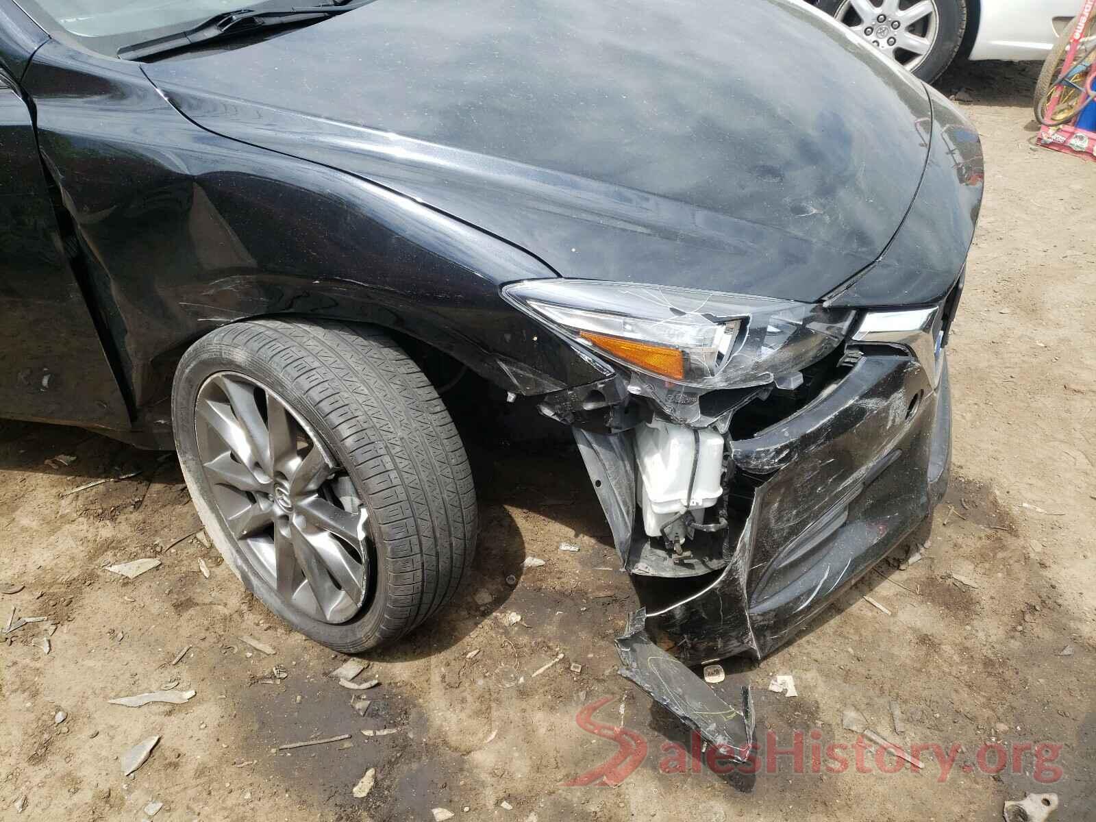 3MZBN1V39JM163695 2018 MAZDA 3