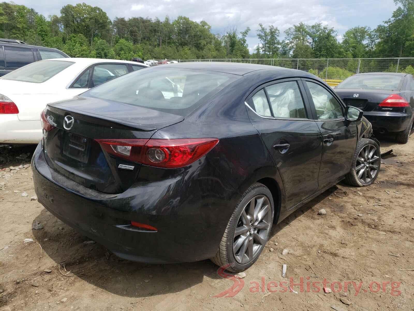 3MZBN1V39JM163695 2018 MAZDA 3