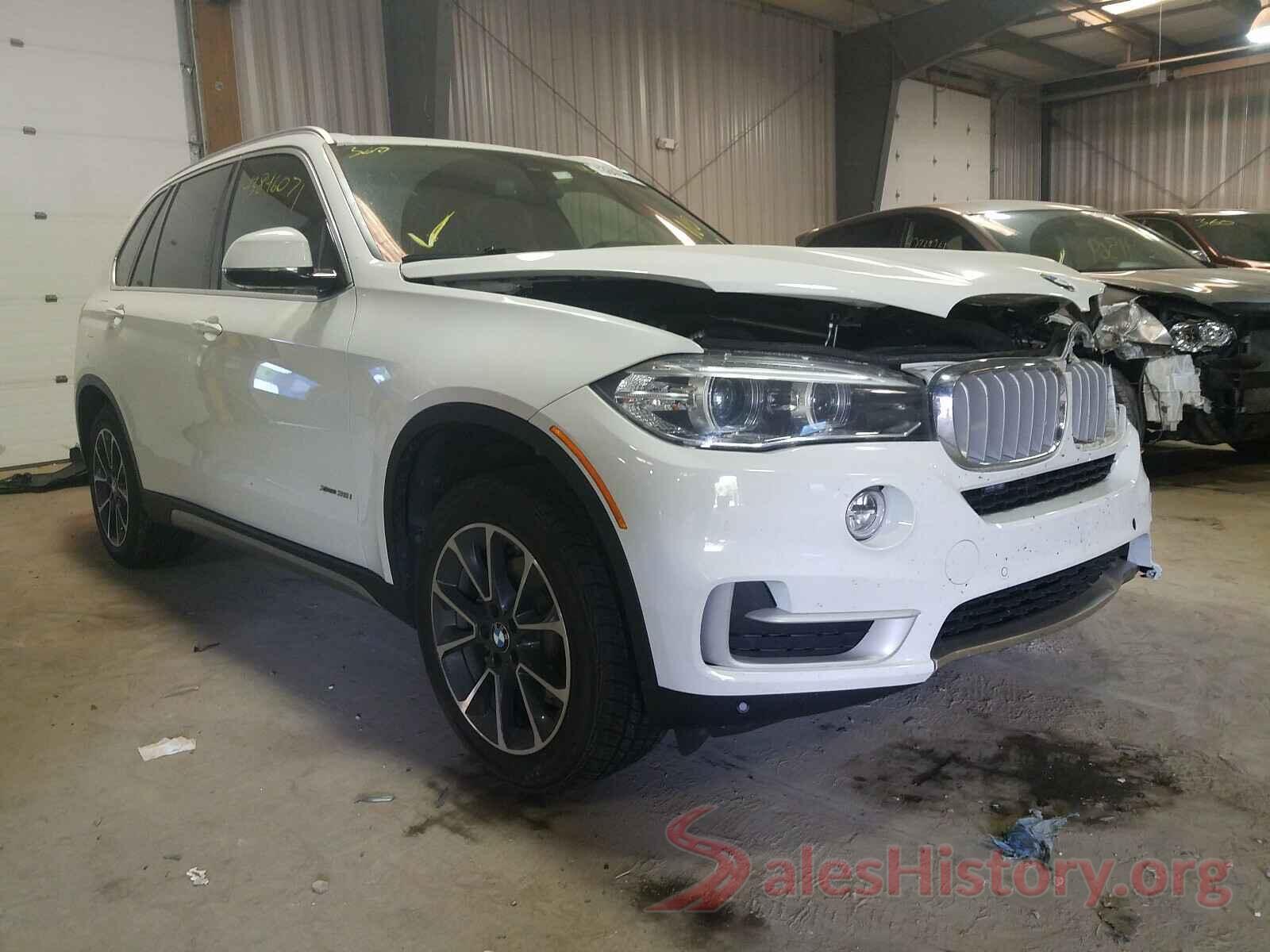 5UXKR0C56J0Y00422 2018 BMW X5