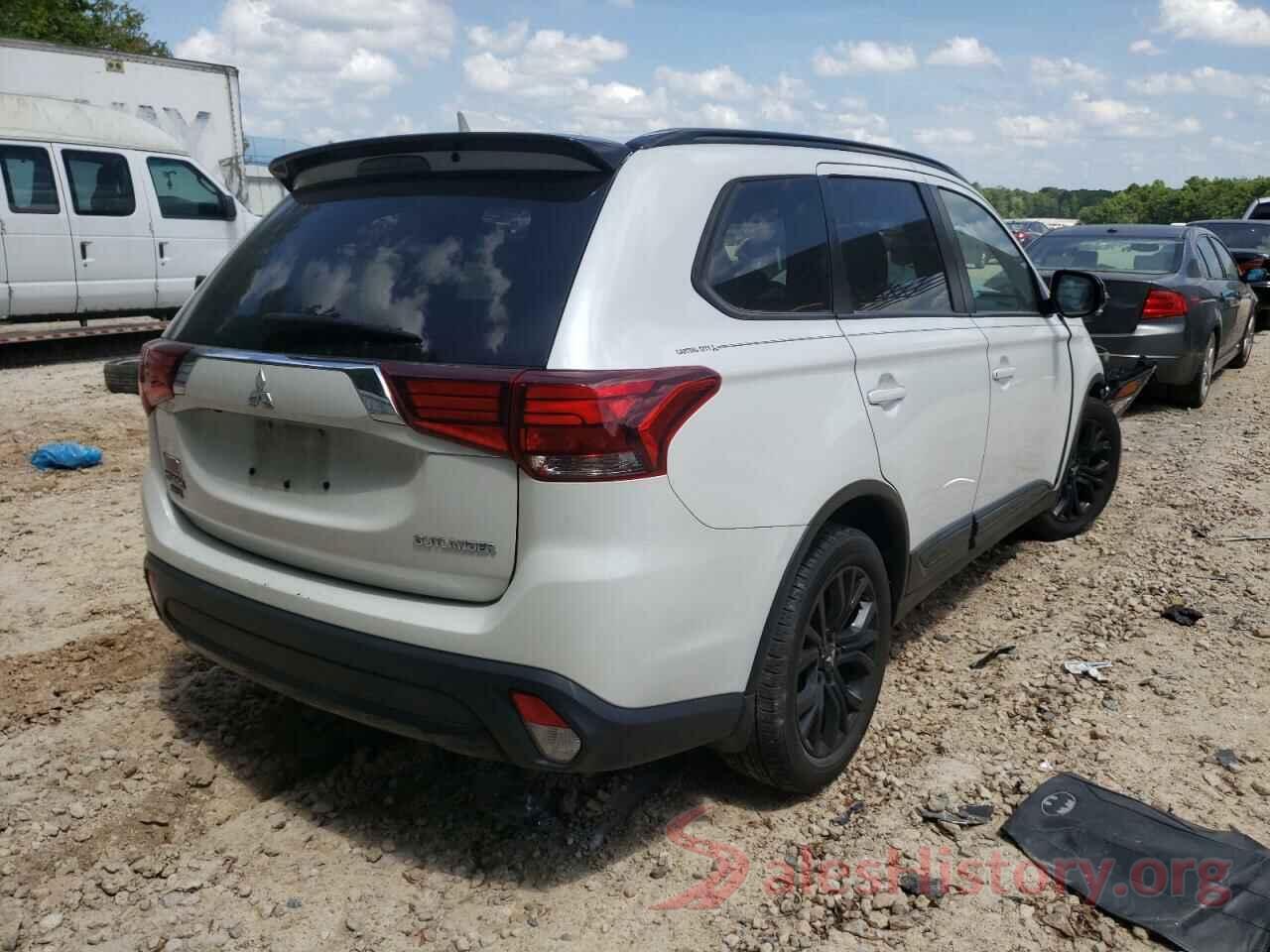 JA4AD3A35JZ045428 2018 MITSUBISHI OUTLANDER