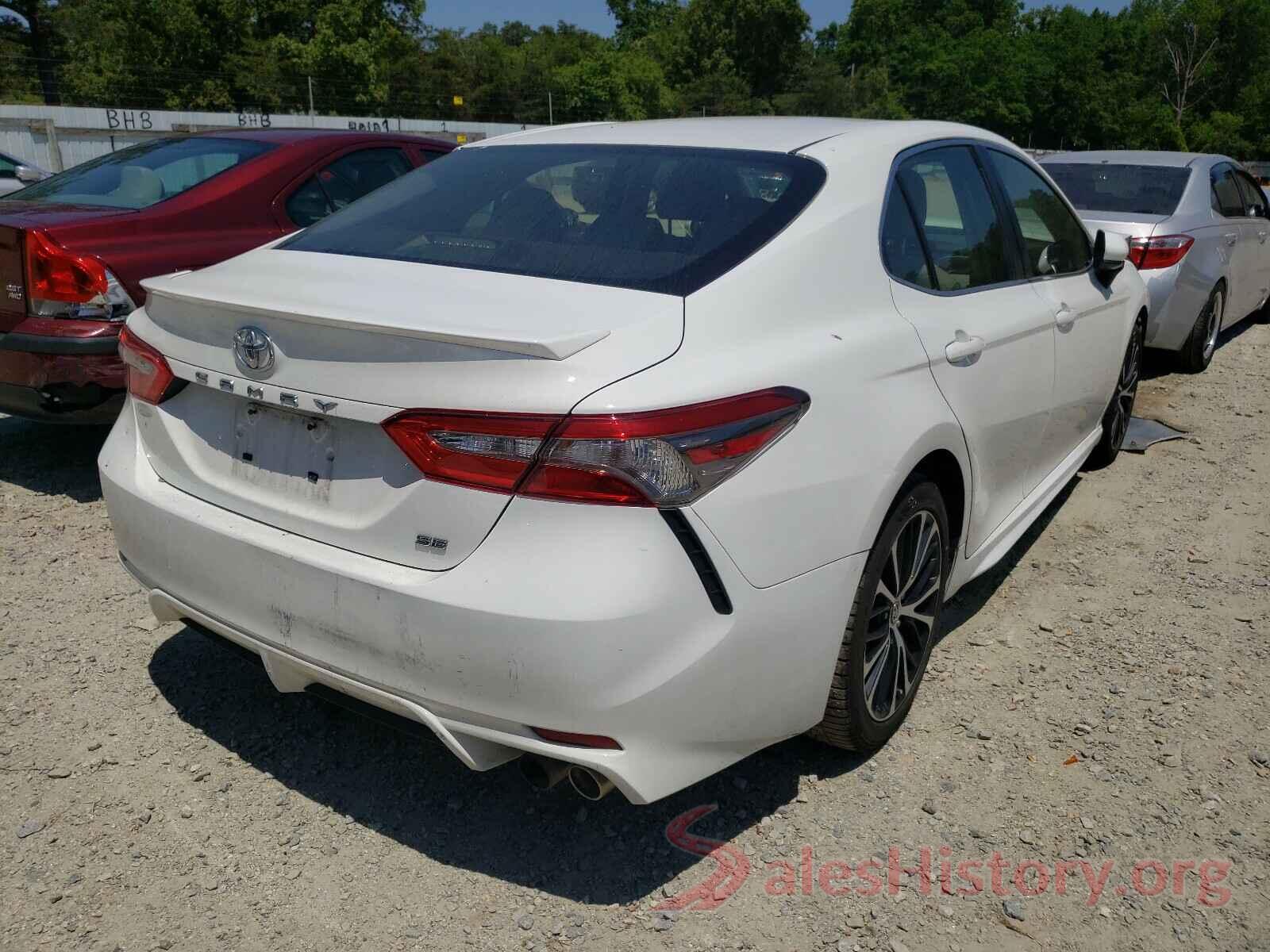 JTNB11HK8J3019487 2018 TOYOTA CAMRY