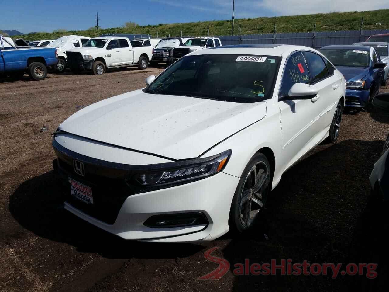 1HGCV2E32JA049243 2018 HONDA ACCORD