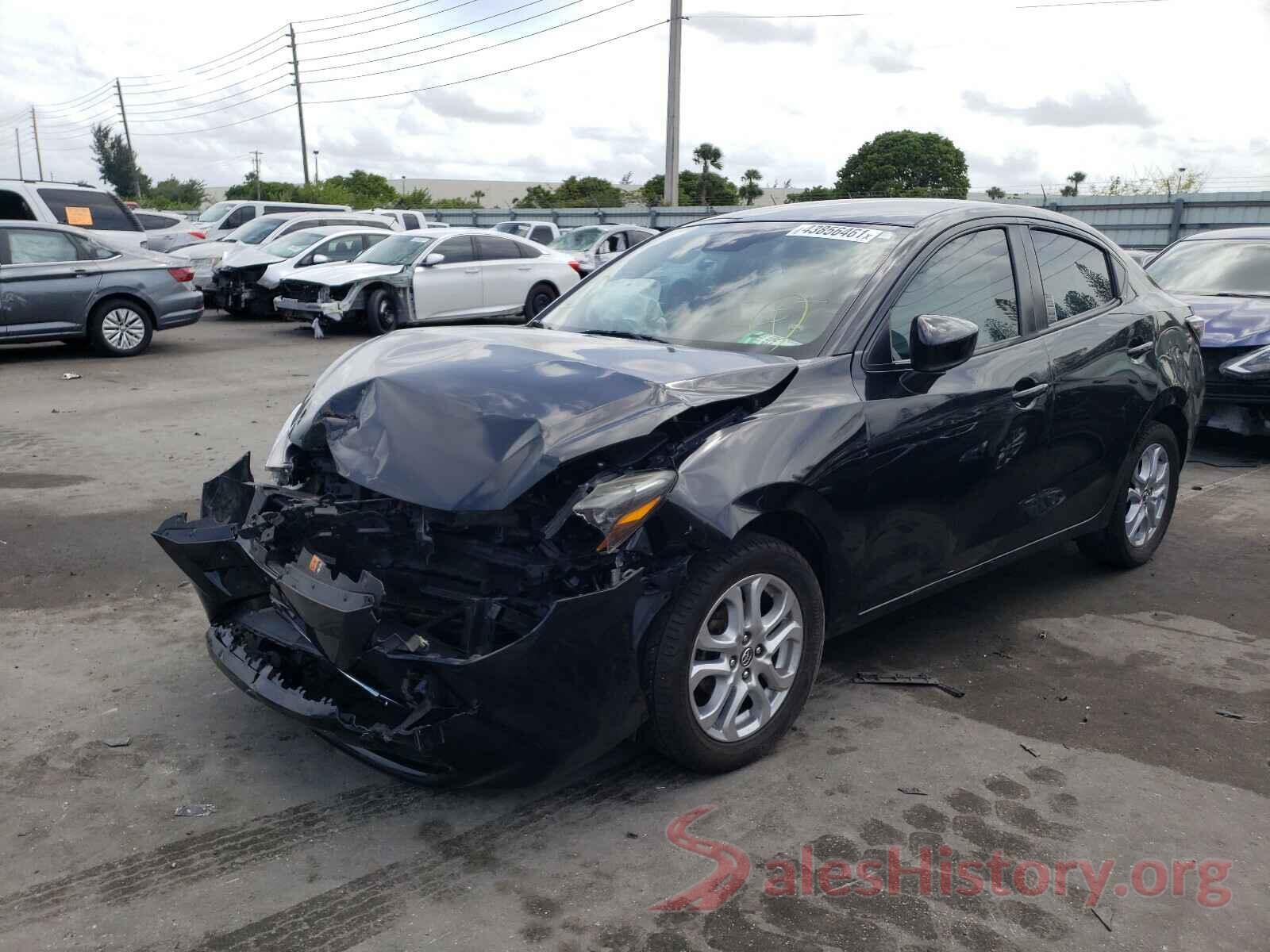 3MYDLBYVXHY193815 2017 TOYOTA YARIS