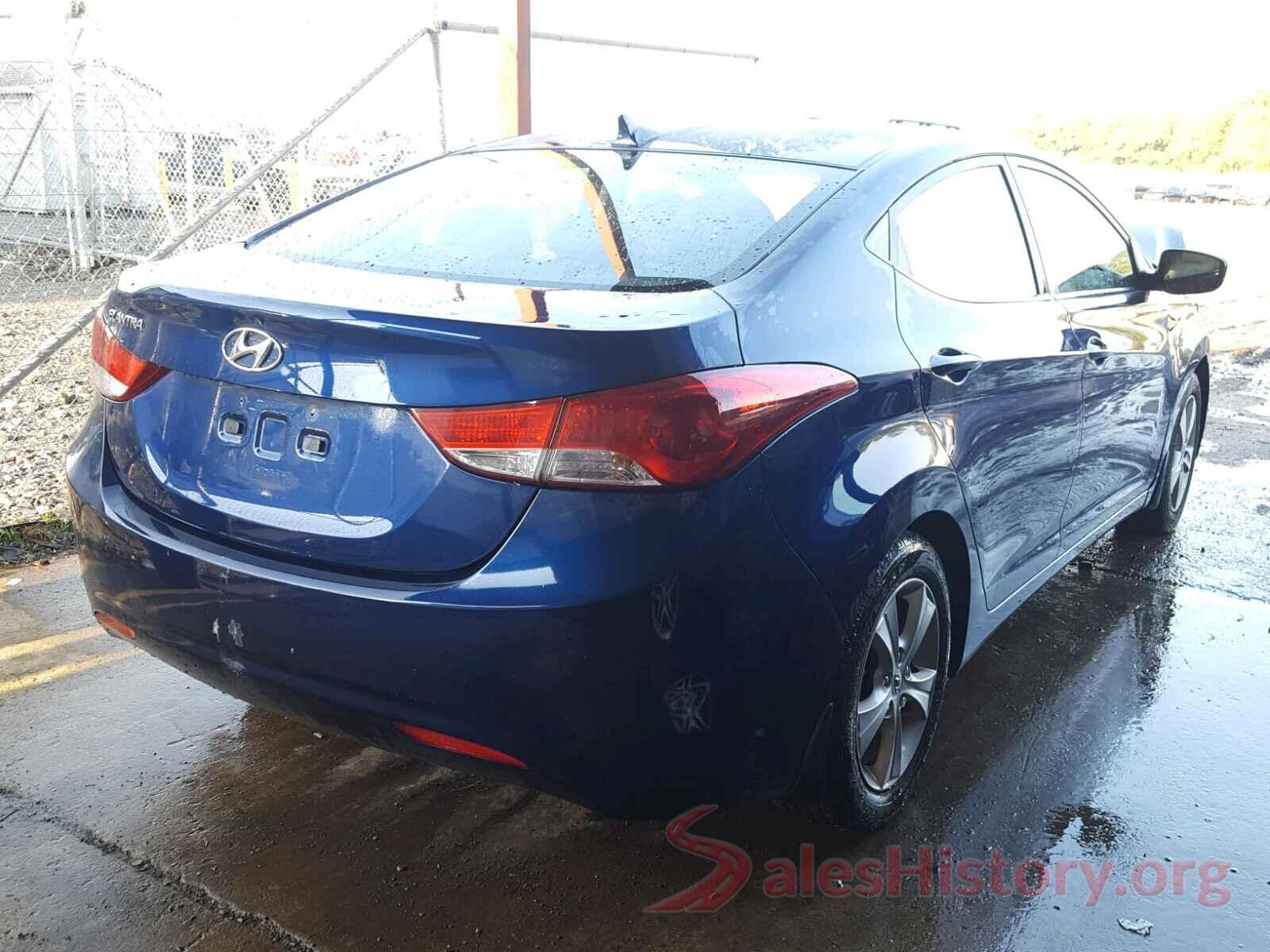 KMHDH4AE4DU561887 2013 HYUNDAI ELANTRA