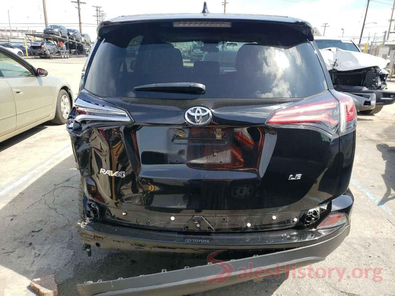 2T3ZFREV1JW505640 2018 TOYOTA RAV4