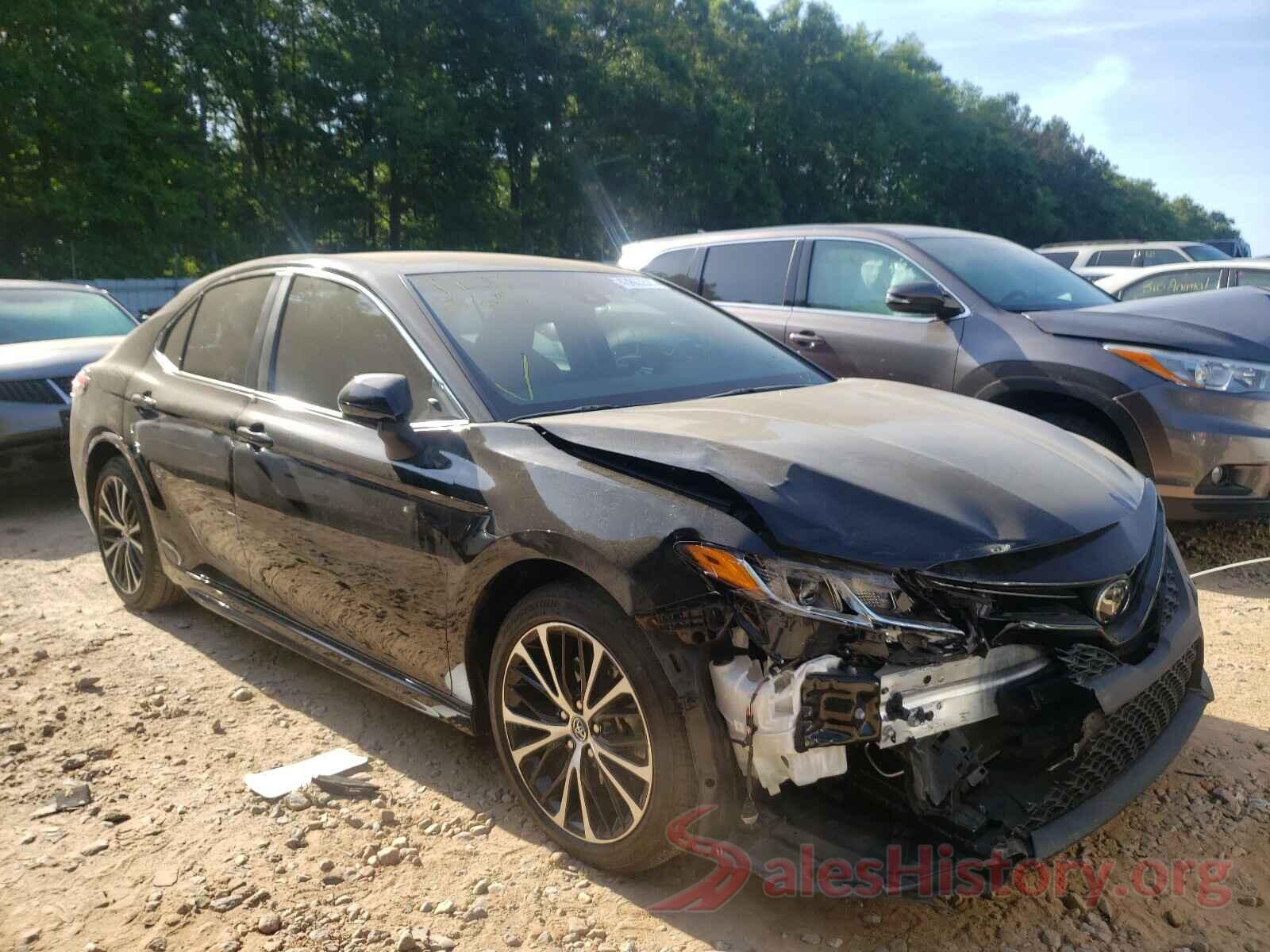 4T1B11HK4JU150426 2018 TOYOTA CAMRY