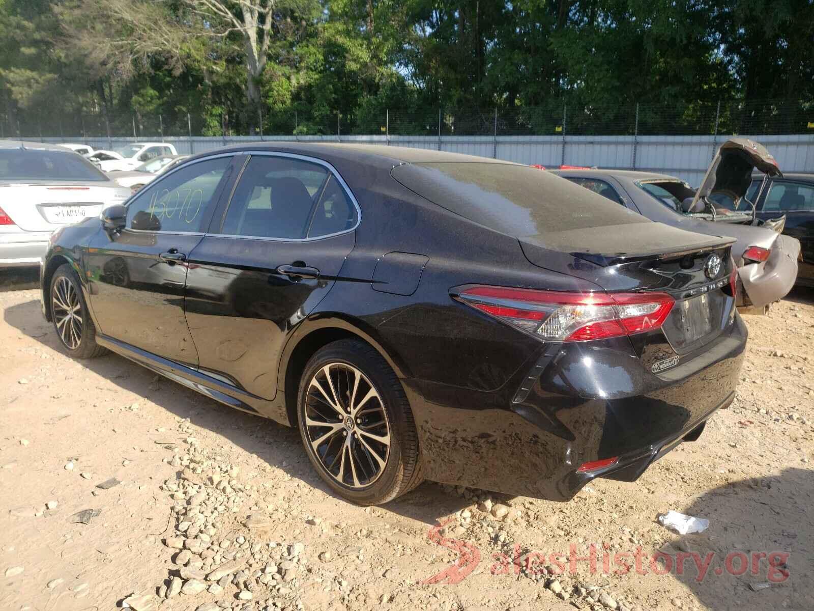 4T1B11HK4JU150426 2018 TOYOTA CAMRY