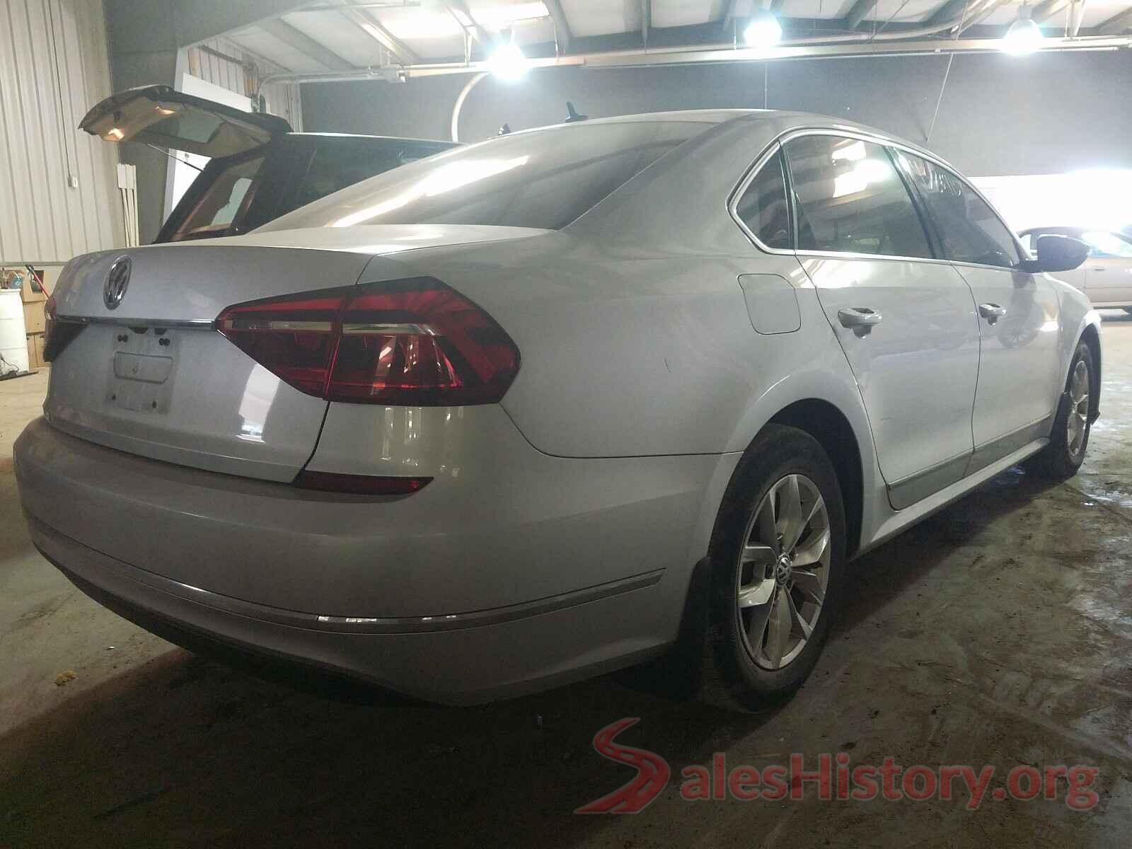 1VWAT7A37HC068512 2017 VOLKSWAGEN PASSAT