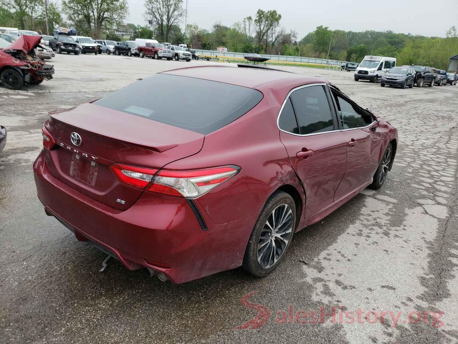 4T1B11HK2JU582786 2018 TOYOTA CAMRY