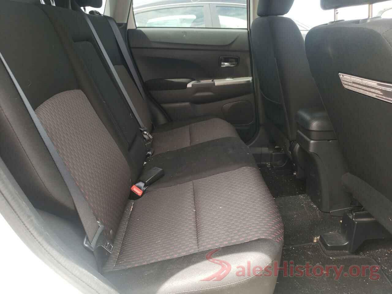 JA4AP3AU6JU020485 2018 MITSUBISHI OUTLANDER