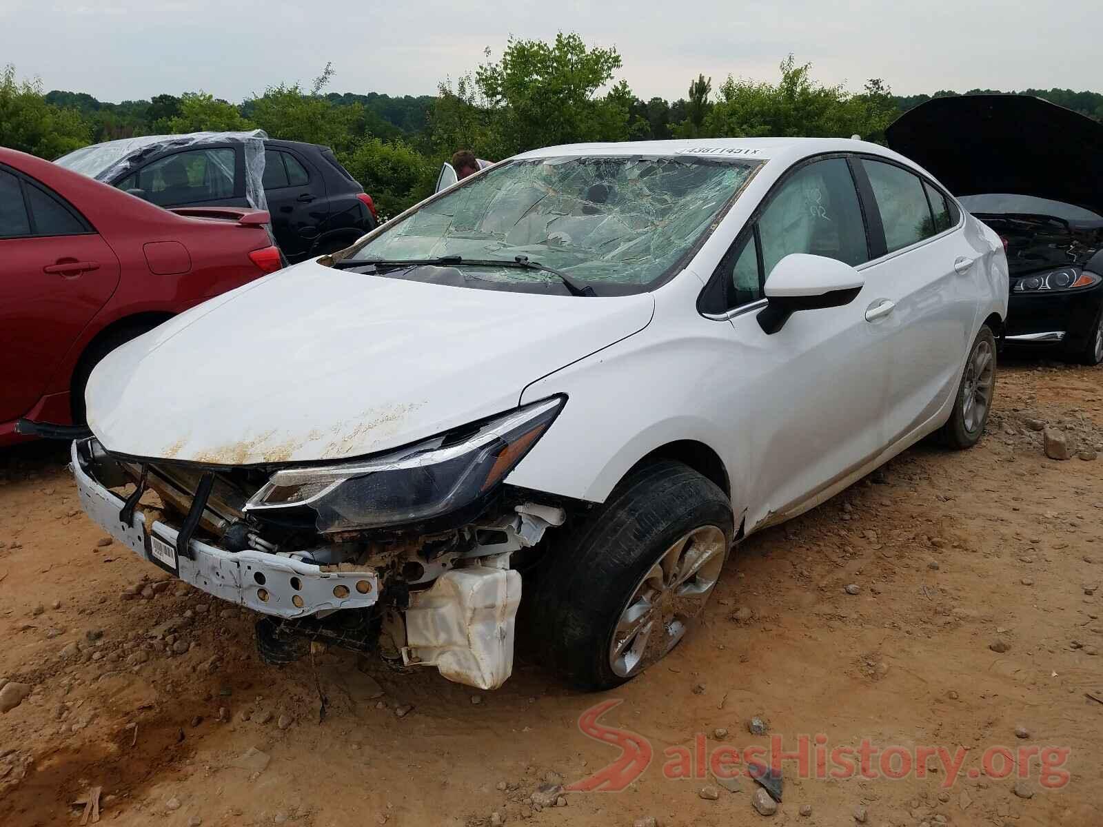 1G1BE5SM0K7124084 2019 CHEVROLET CRUZE