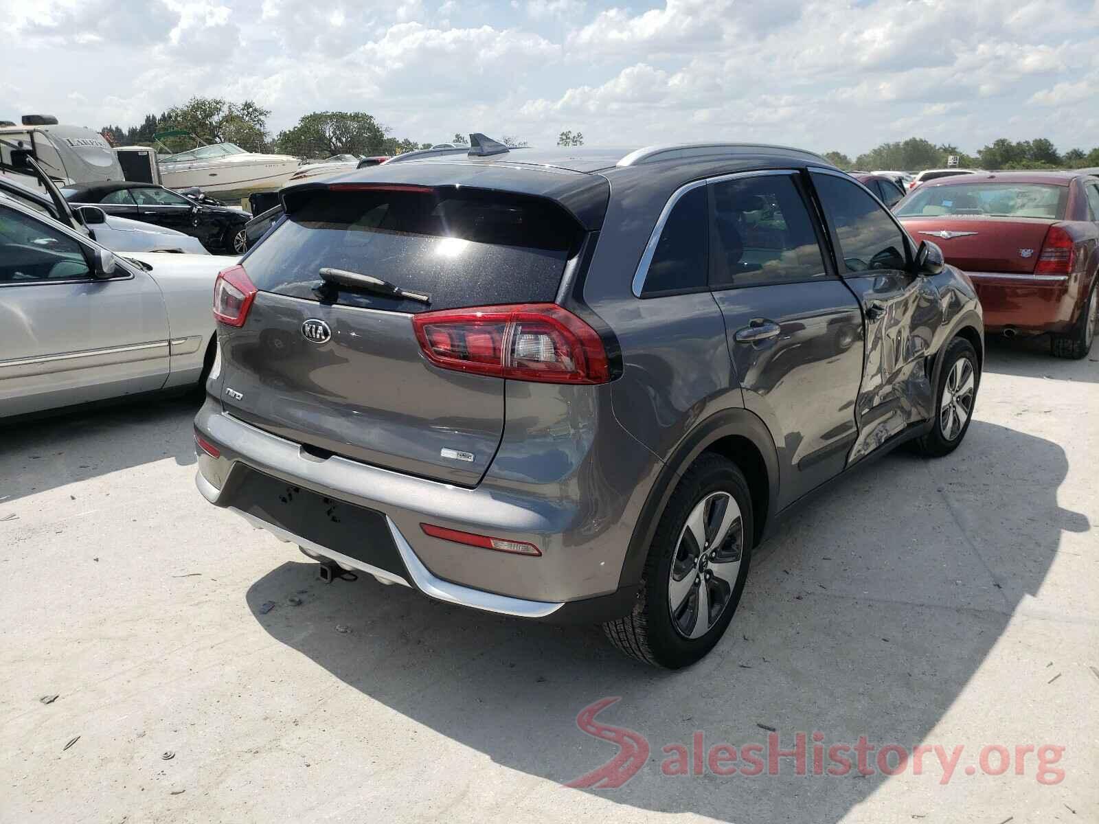 KNDCB3LCXH5082784 2017 KIA NIRO