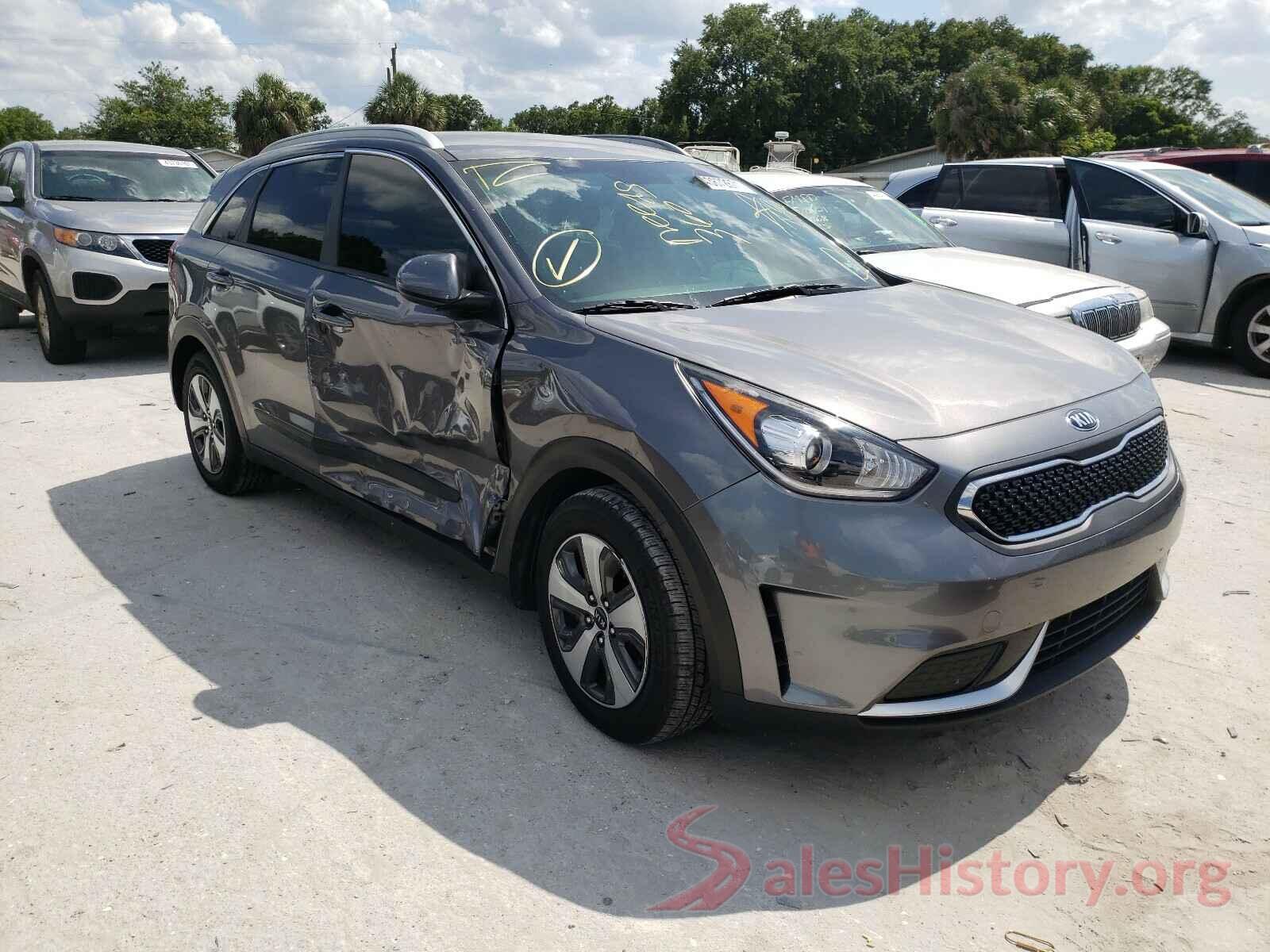 KNDCB3LCXH5082784 2017 KIA NIRO