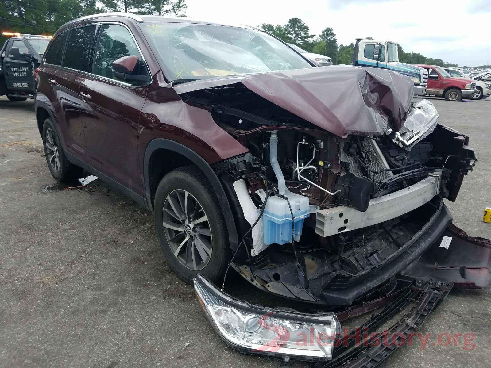 5TDKZRFH9KS354826 2019 TOYOTA HIGHLANDER