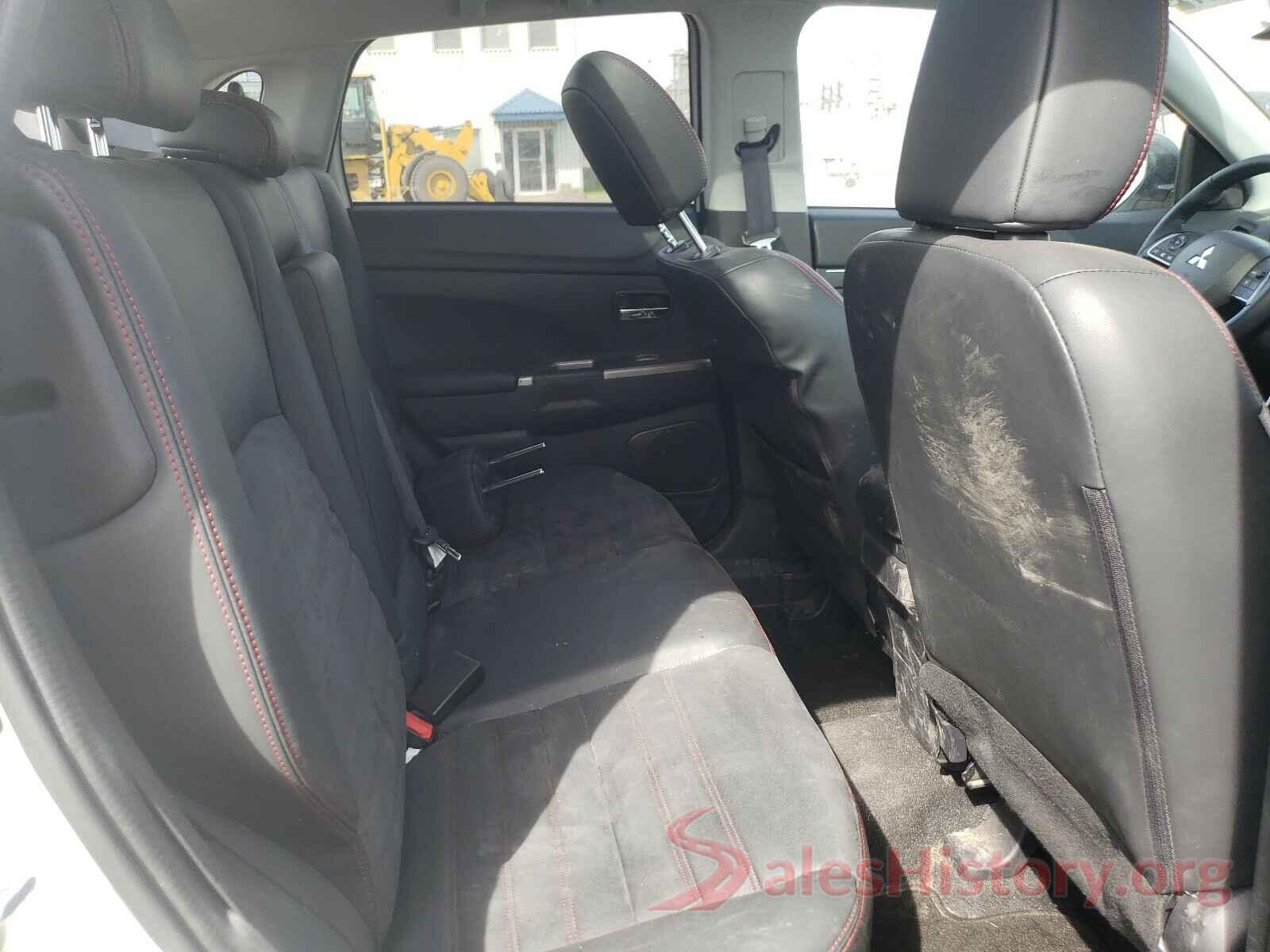 JA4AJ4AW5KU601180 2019 MITSUBISHI OUTLANDER