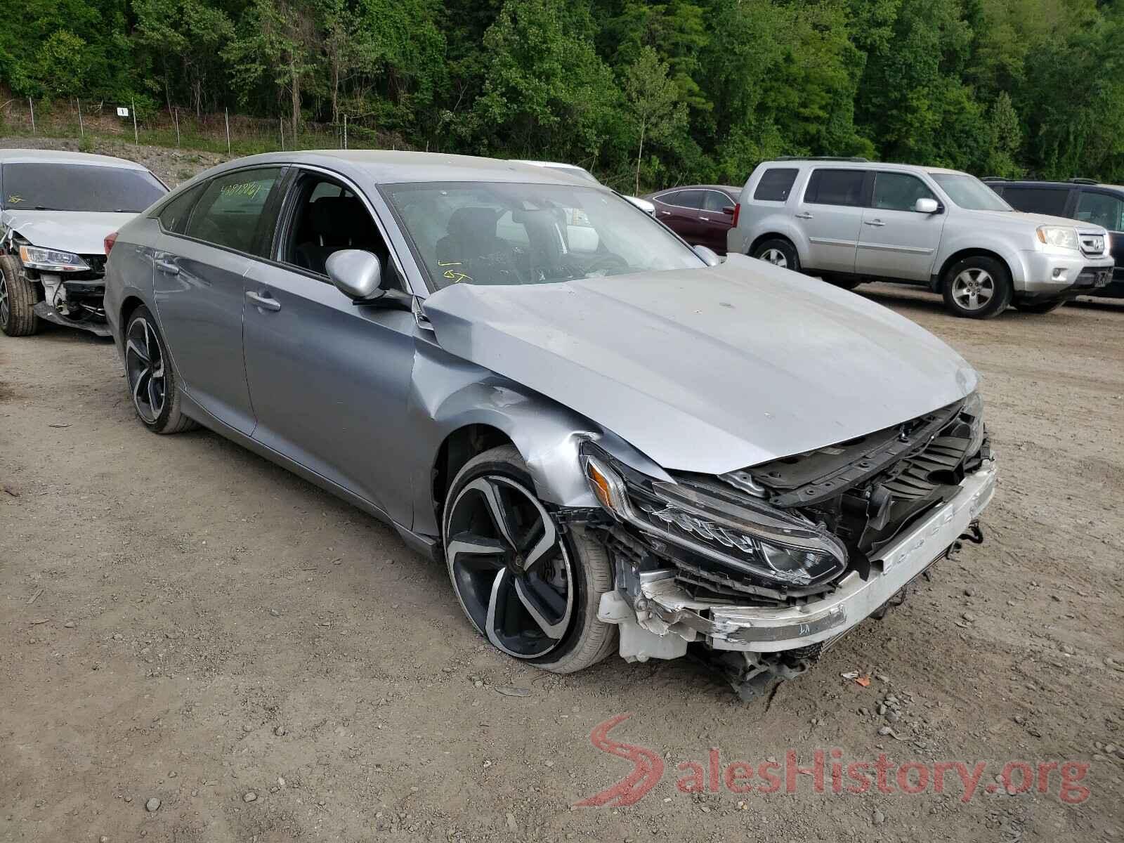 1HGCV1F3XJA167405 2018 HONDA ACCORD