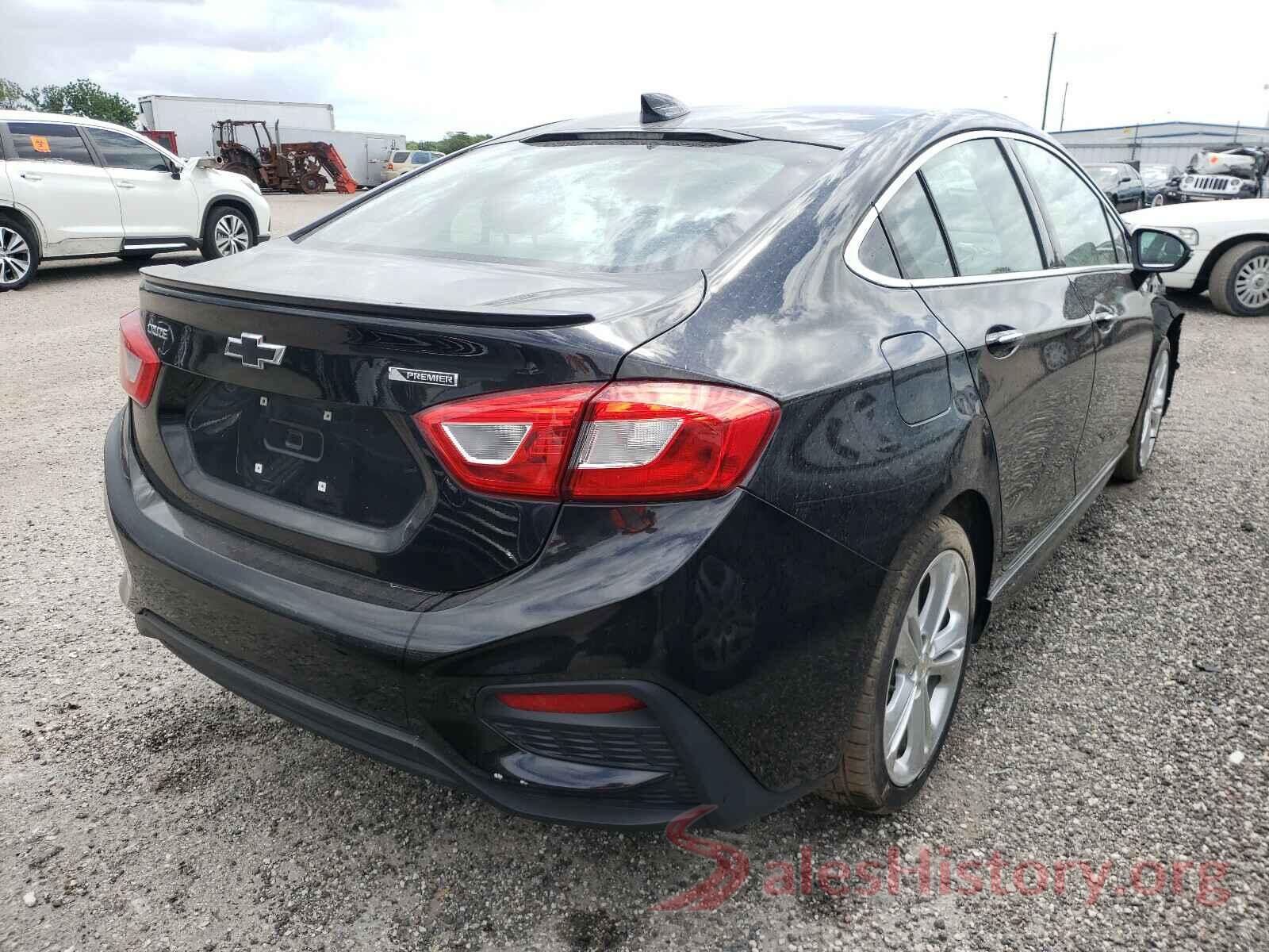 1G1BF5SM2J7162718 2018 CHEVROLET CRUZE