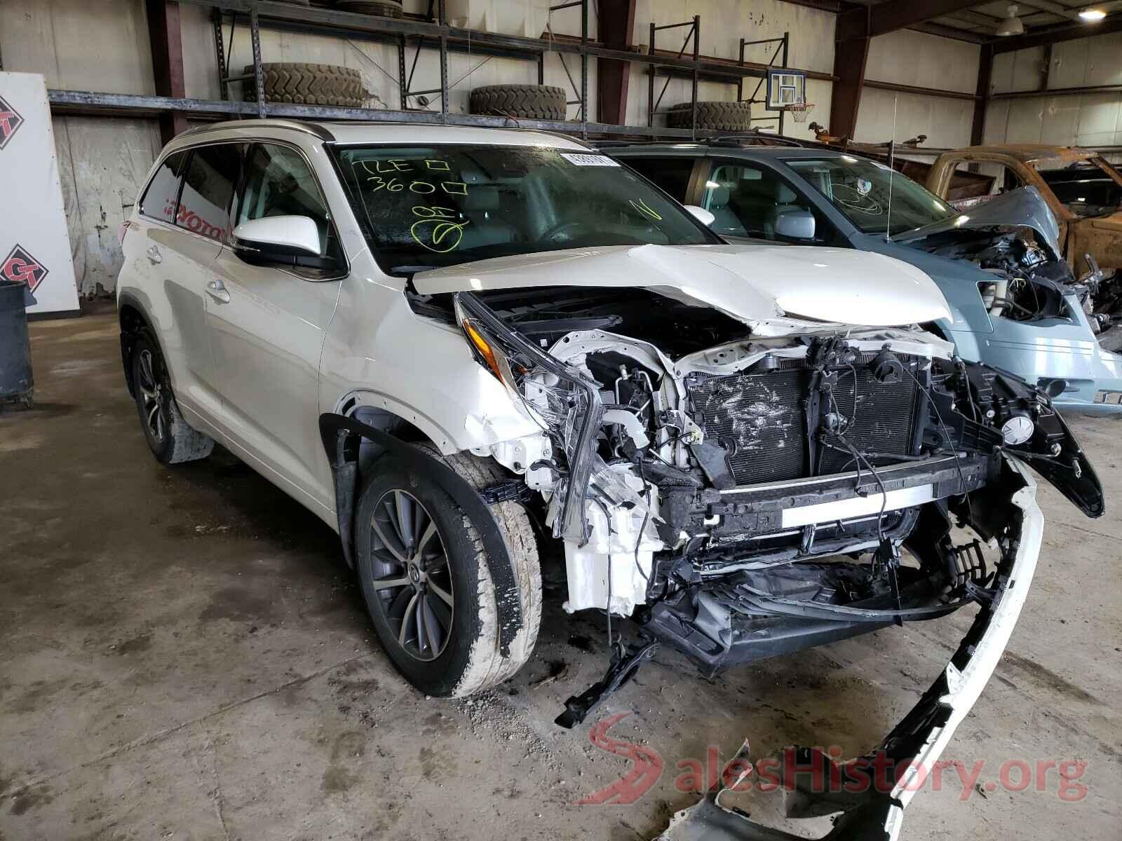 5TDJZRFHXJS492868 2018 TOYOTA HIGHLANDER