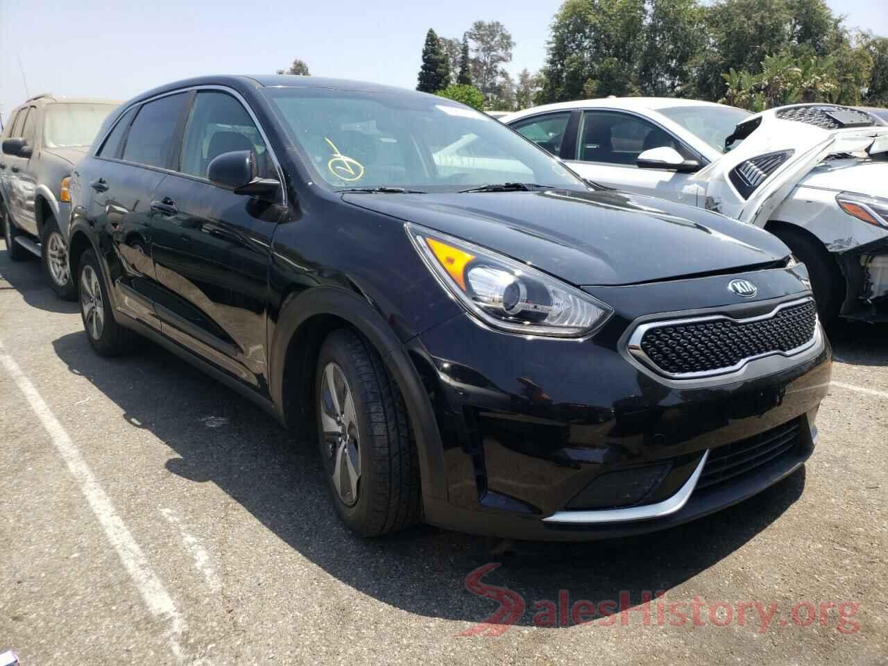 KNDCB3LC8H5047886 2017 KIA NIRO