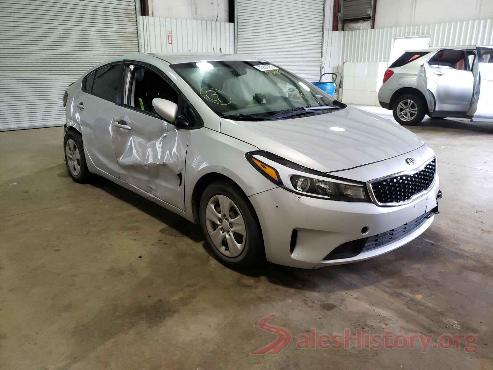 3KPFK4A74HE034887 2017 KIA FORTE