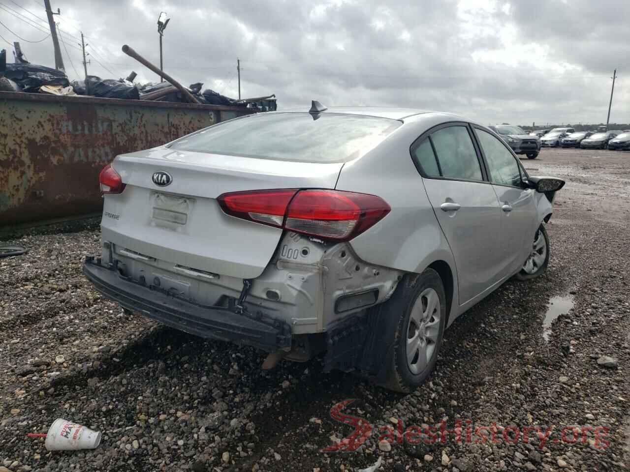 3KPFK4A70HE114431 2017 KIA FORTE